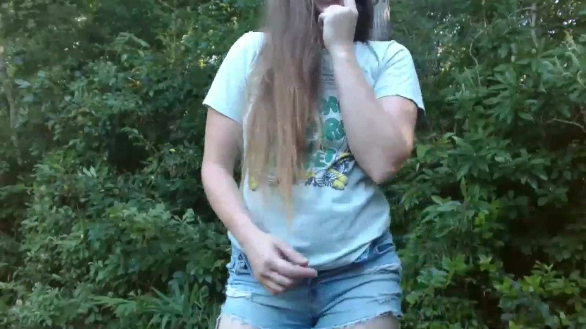 Gallery image thumbnail from GirlOffGrid's myfreecams stream on, 06/26/2024, 22:34 image 16 of 20
