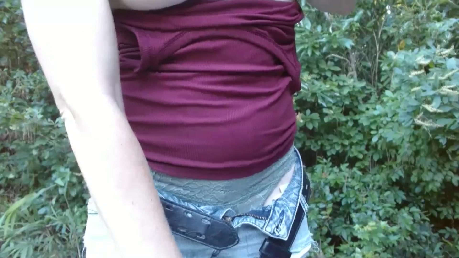 Gallery image thumbnail from GirlOffGrid's myfreecams stream on, 08/16/2024, 23:01 image 15 of 20