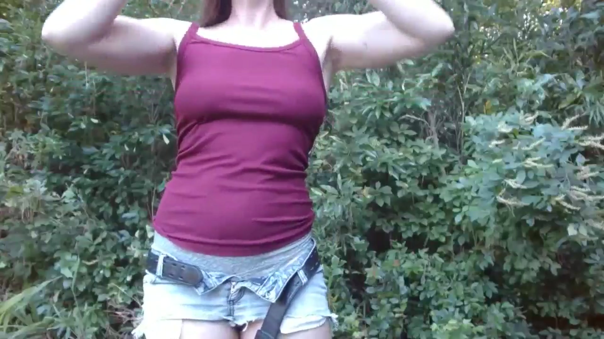 Gallery image thumbnail from GirlOffGrid's myfreecams stream on, 08/16/2024, 23:01 image 8 of 20