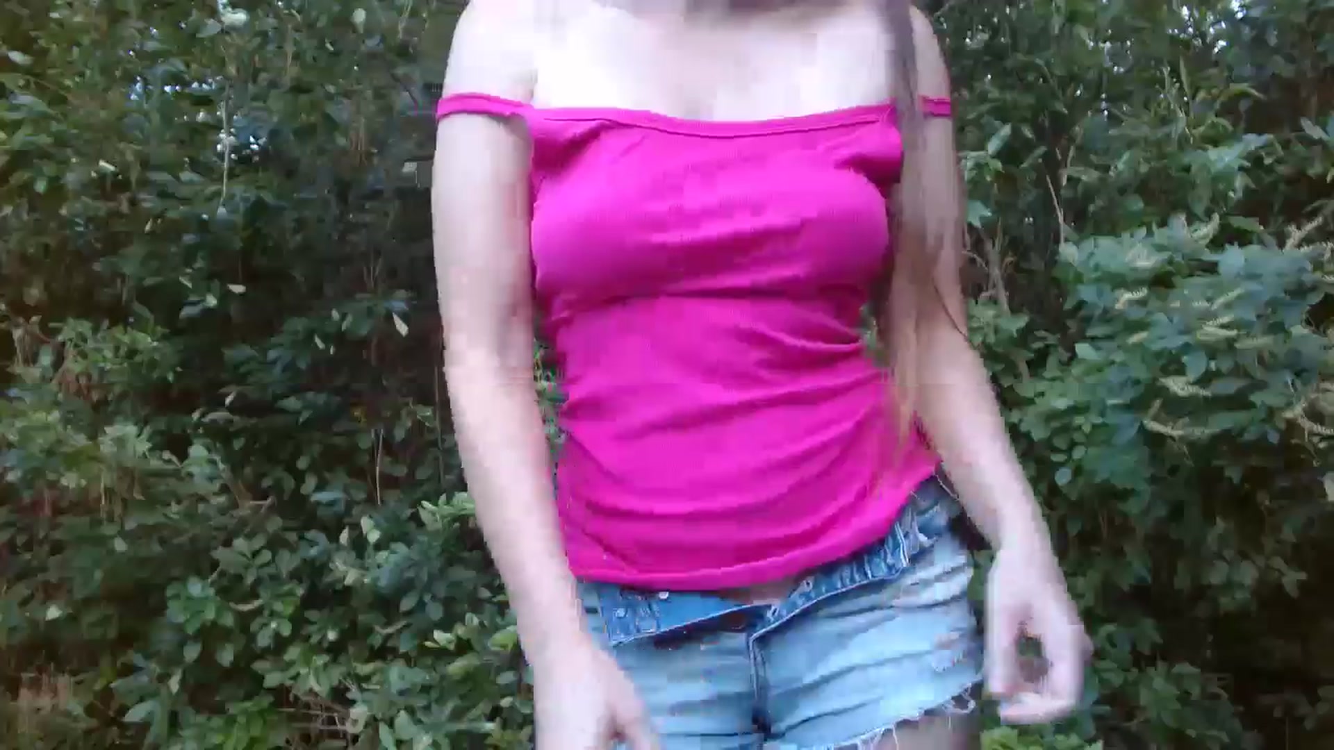 Gallery image thumbnail from GirlOffGrid's myfreecams stream on, 09/01/2024, 22:10 image 14 of 20
