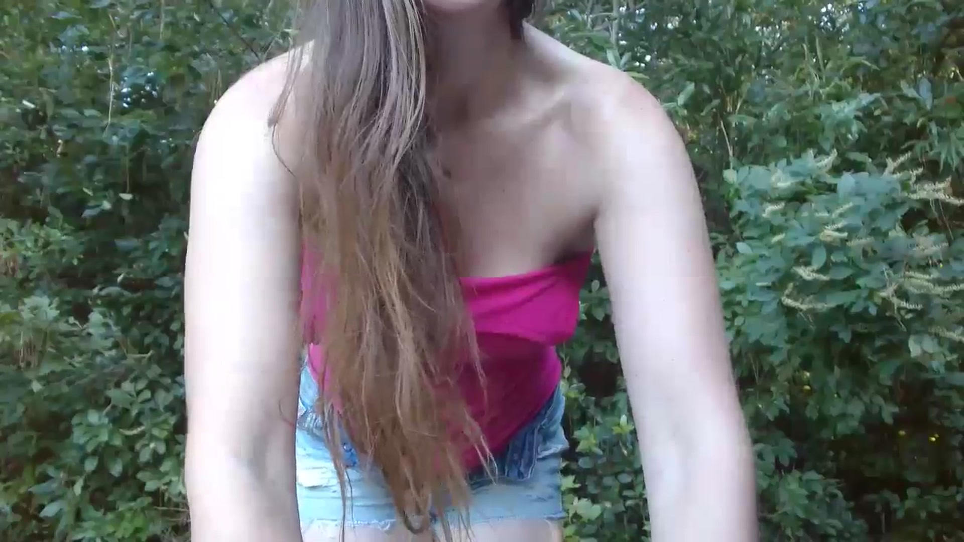 Gallery image thumbnail from GirlOffGrid's myfreecams stream on, 09/01/2024, 23:18 image 3 of 20