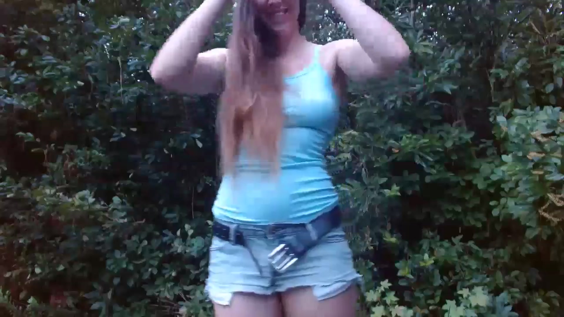 Gallery image thumbnail from GirlOffGrid's myfreecams stream on, 09/02/2024, 21:28 image 13 of 20