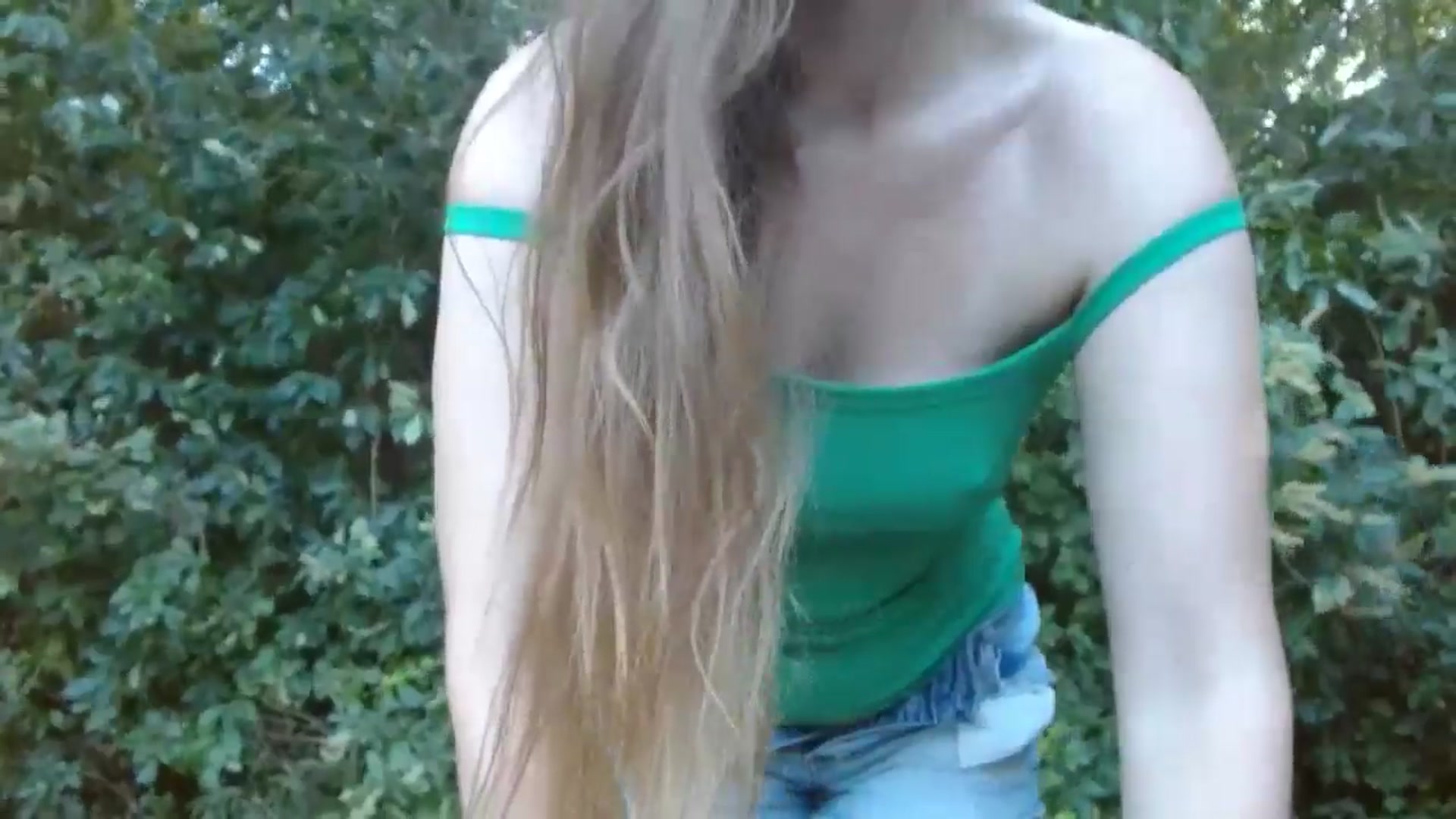 Gallery image thumbnail from GirlOffGrid's myfreecams stream on, 09/03/2024, 22:48 image 13 of 20