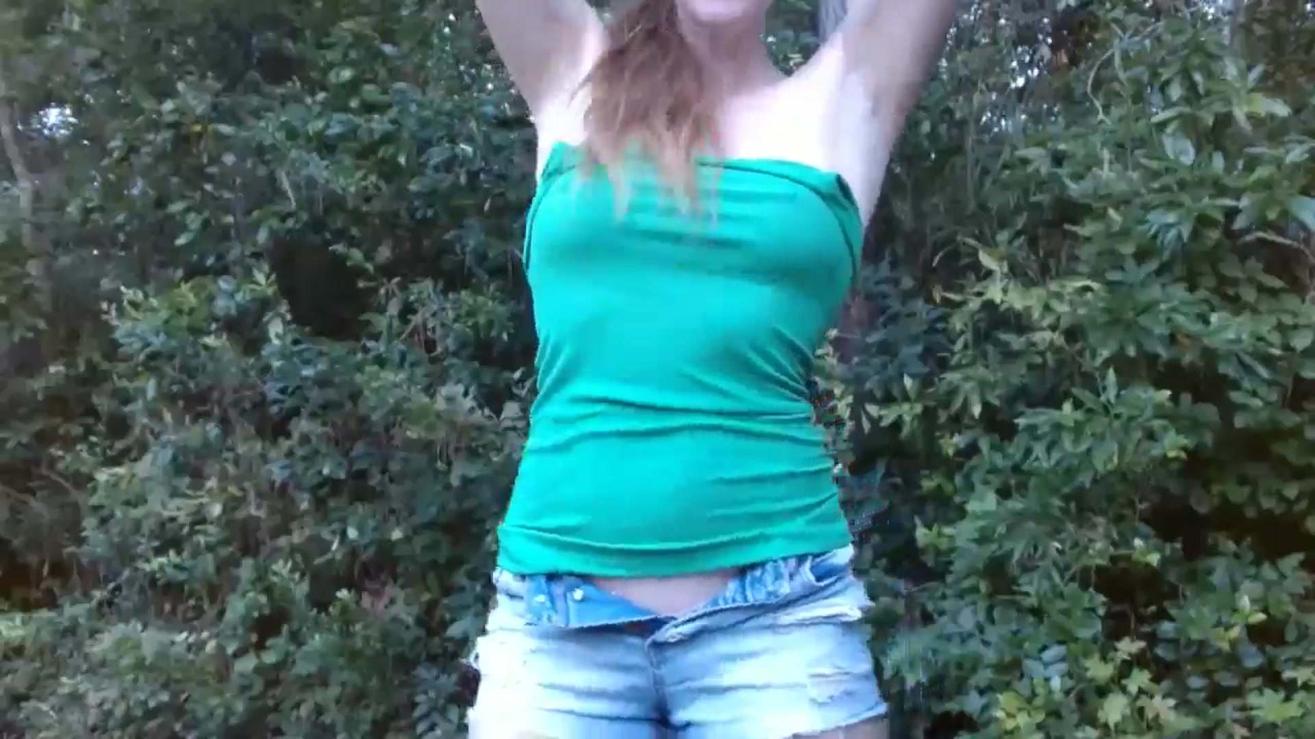 Gallery image thumbnail from GirlOffGrid's myfreecams stream on, 09/03/2024, 23:07 image 9 of 20