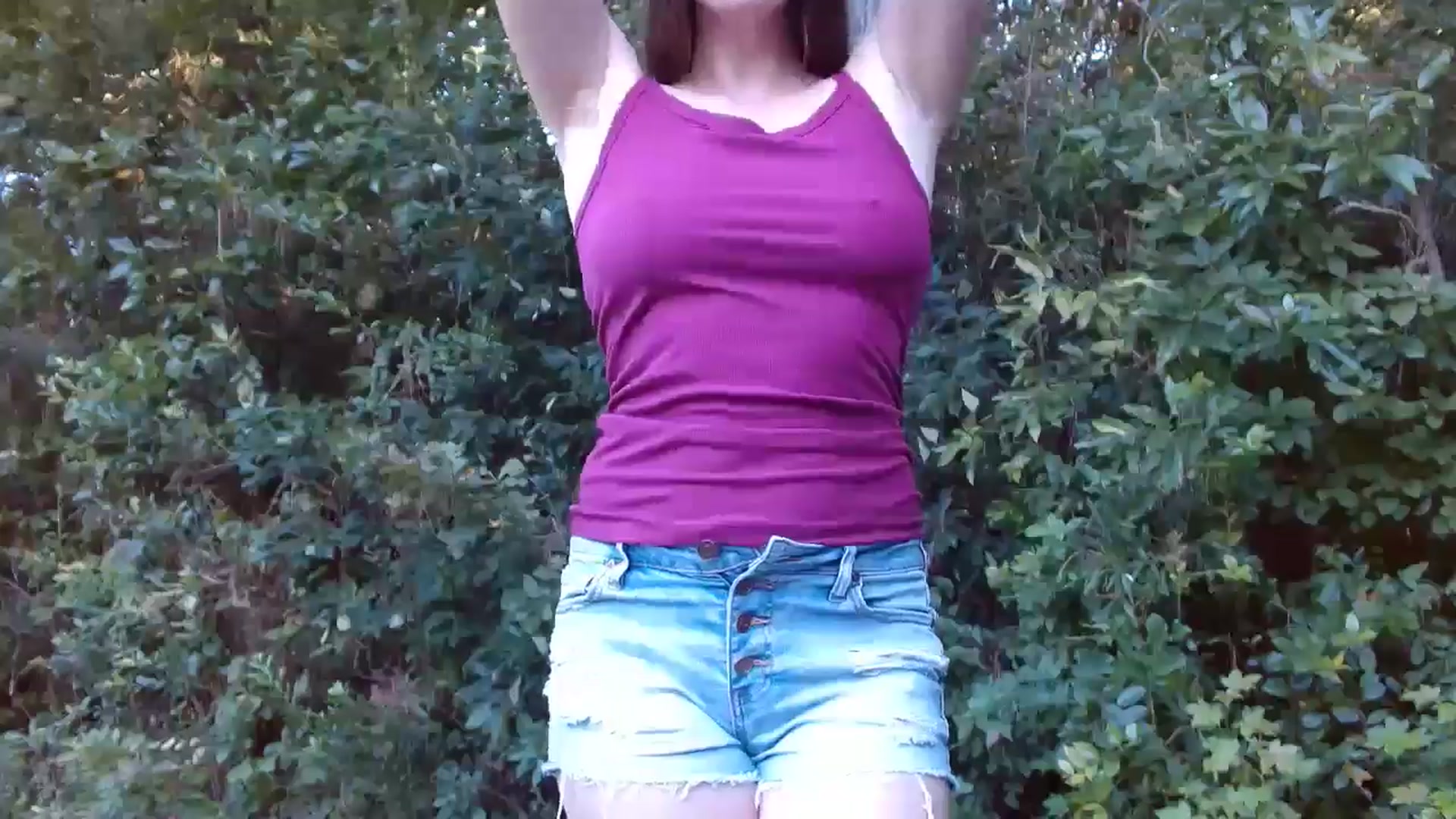 Gallery image thumbnail from GirlOffGrid's myfreecams stream on, 09/05/2024, 24:05 image 2 of 20