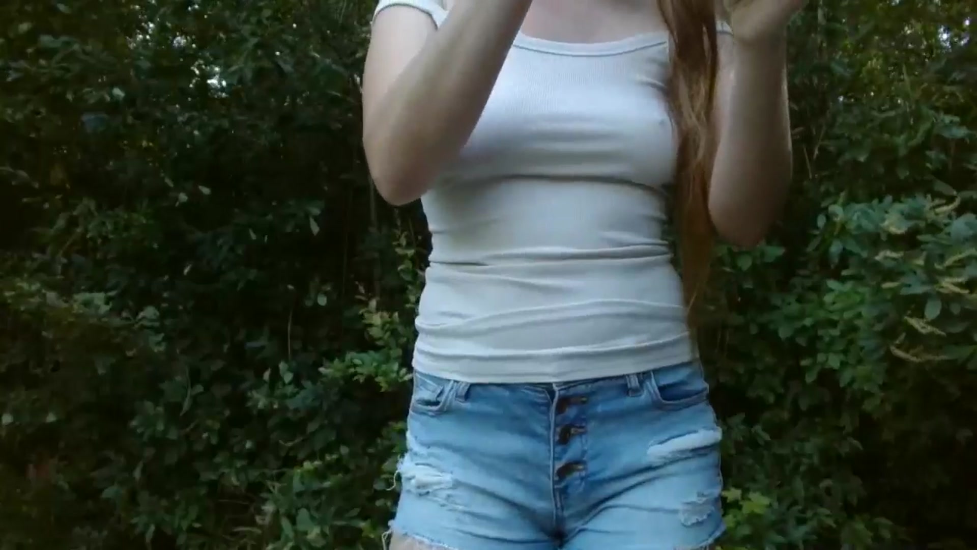 Gallery image thumbnail from GirlOffGrid's myfreecams stream on, 09/05/2024, 21:46 image 13 of 20