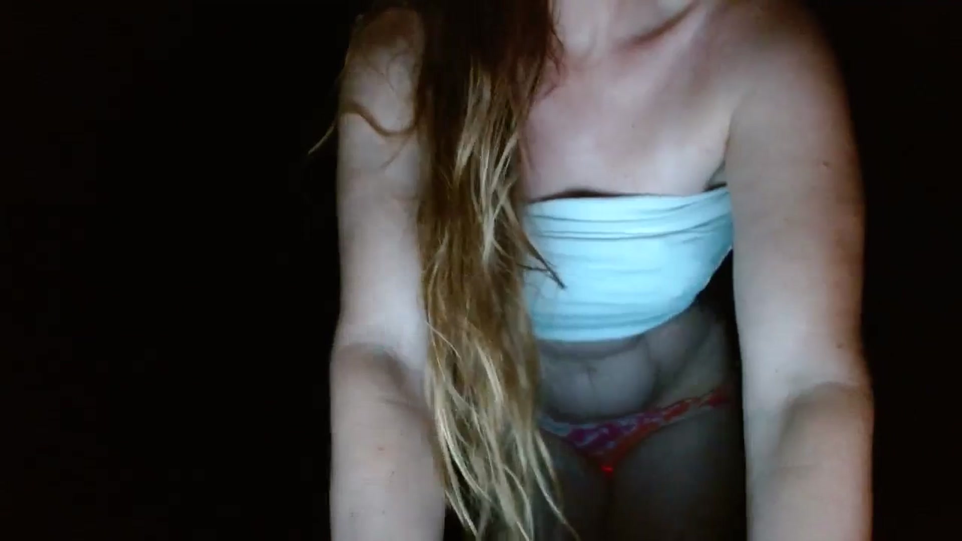 Gallery image thumbnail from GirlOffGrid's myfreecams stream on, 09/10/2024, 03:39 image 20 of 20