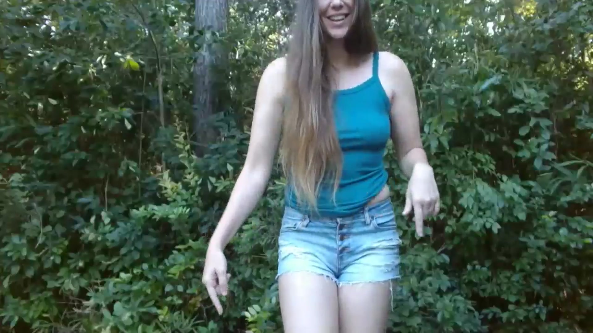 Gallery image thumbnail from GirlOffGrid's myfreecams stream on, 09/10/2024, 21:21 image 3 of 20