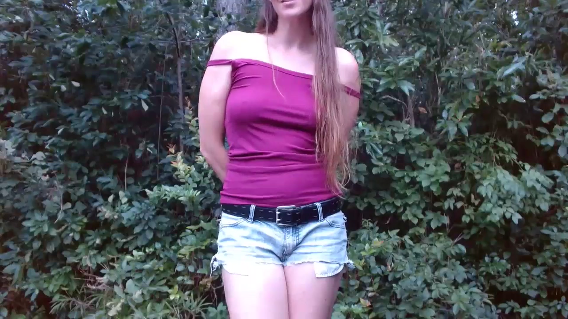 Gallery image thumbnail from GirlOffGrid's myfreecams stream on, 09/12/2024, 22:37 image 20 of 20
