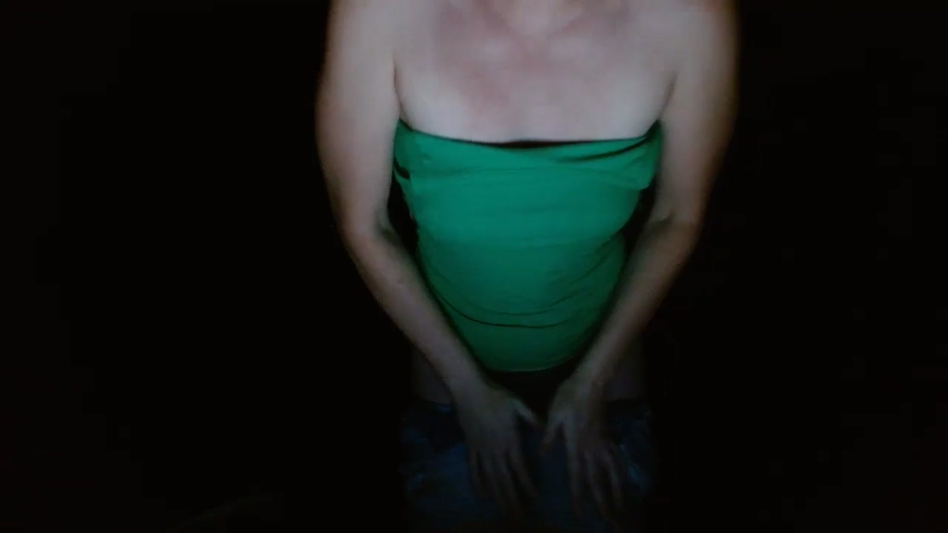 Gallery image thumbnail from GirlOffGrid's myfreecams stream on, 09/15/2024, 04:01 image 9 of 20