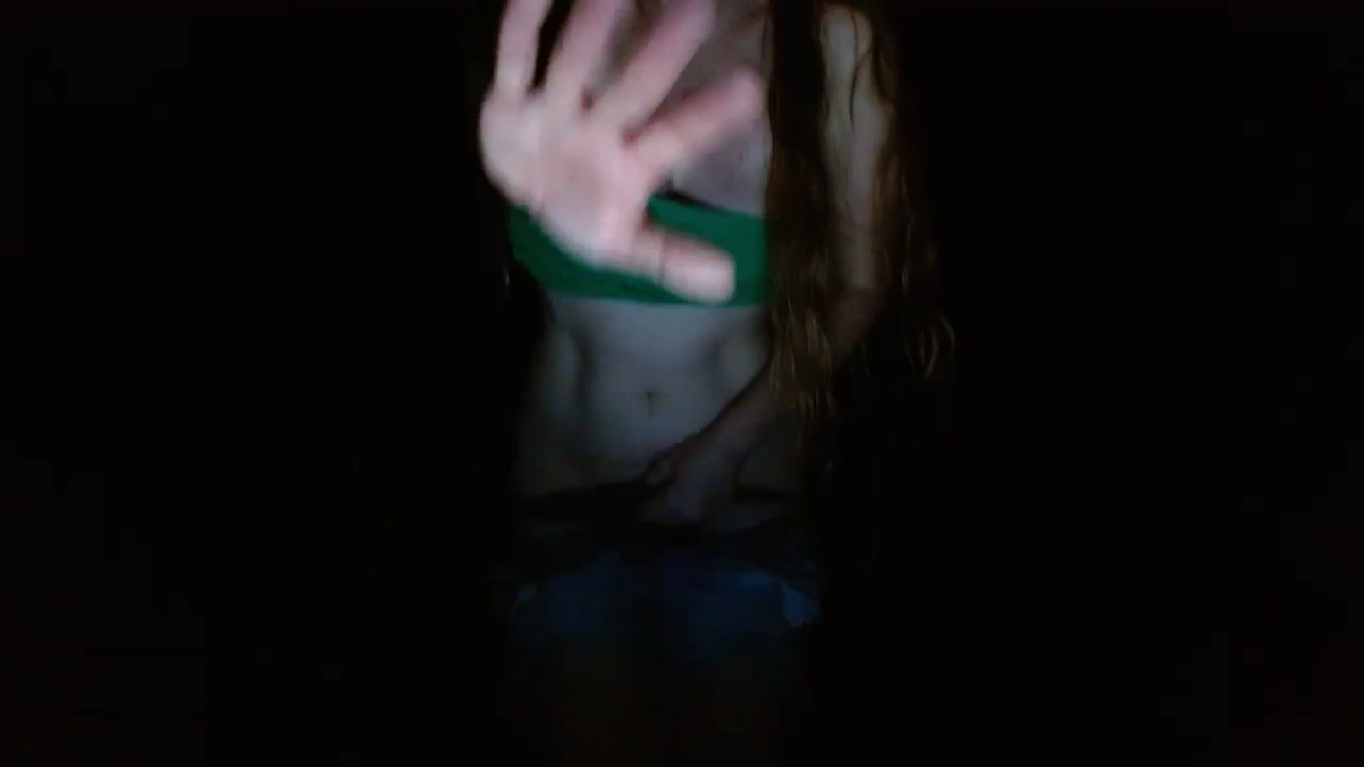 Gallery image thumbnail from GirlOffGrid's myfreecams stream on, 09/15/2024, 04:01 image 12 of 20