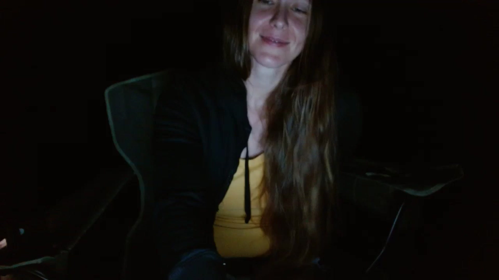 Gallery image thumbnail from GirlOffGrid's myfreecams stream on, 09/16/2024, 02:31 image 1 of 20