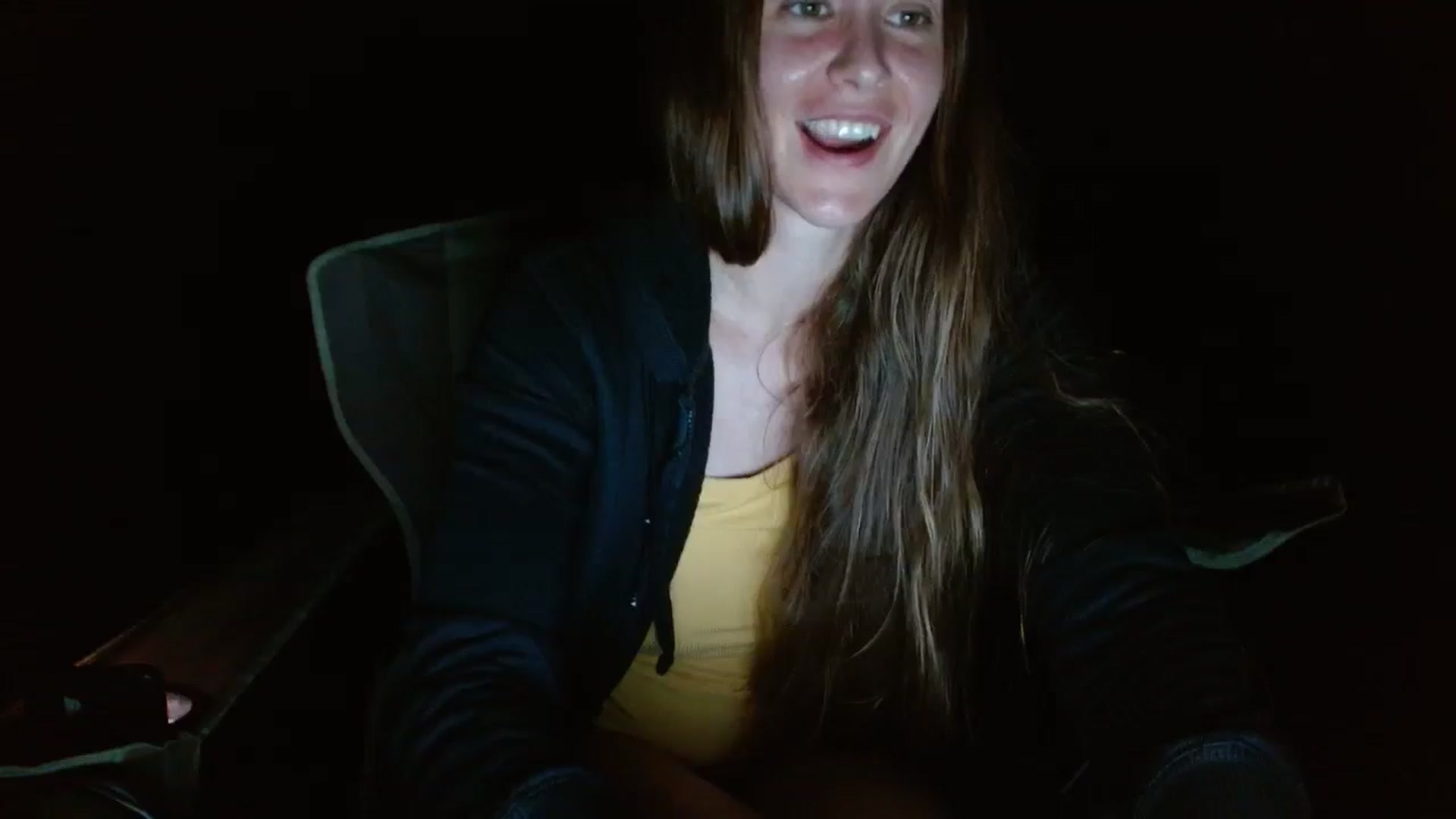 Gallery image thumbnail from GirlOffGrid's myfreecams stream on, 09/16/2024, 02:31 image 9 of 20