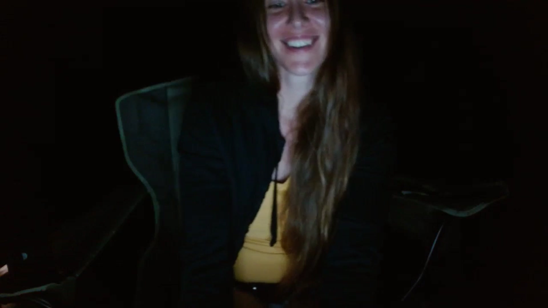 Gallery image thumbnail from GirlOffGrid's myfreecams stream on, 09/16/2024, 02:31 image 2 of 20