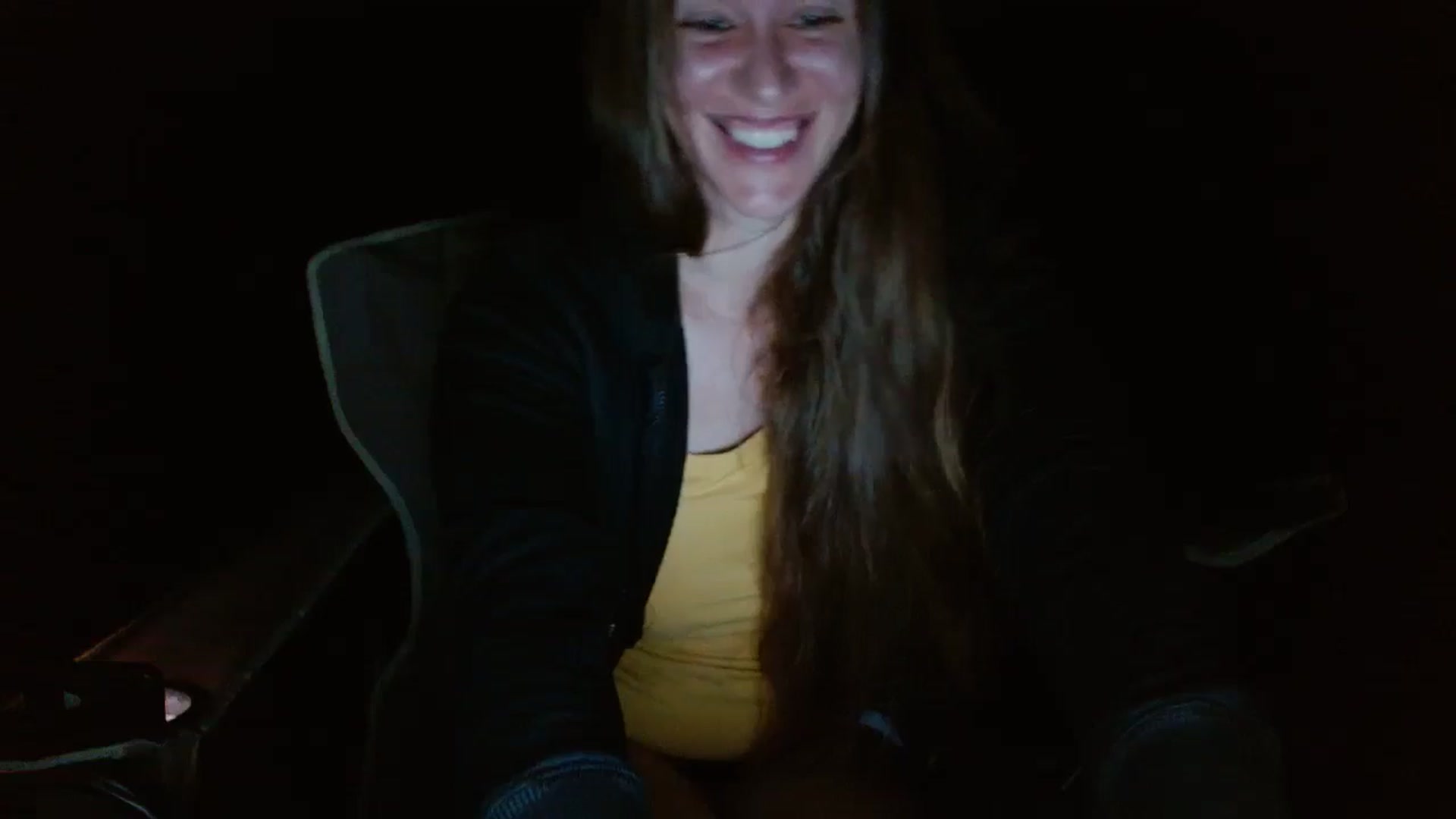 Gallery image thumbnail from GirlOffGrid's myfreecams stream on, 09/16/2024, 02:31 image 15 of 20