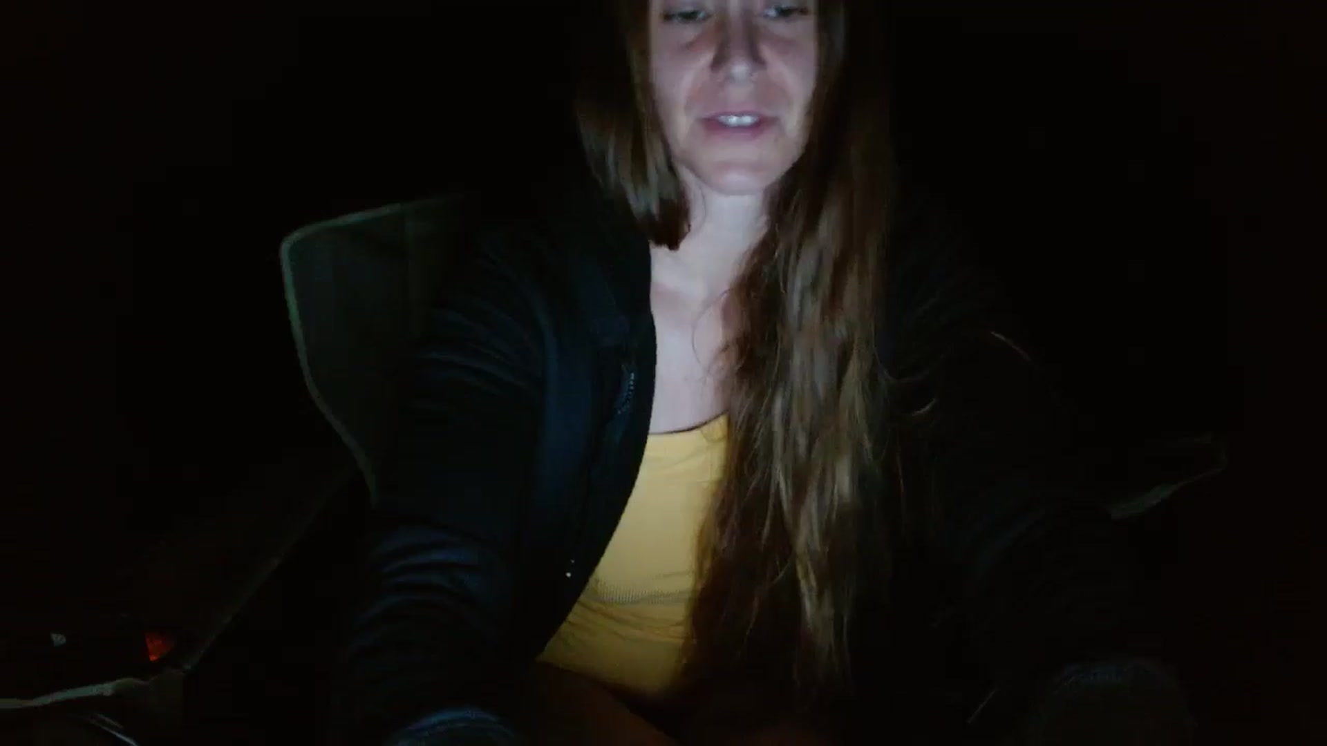 Gallery image thumbnail from GirlOffGrid's myfreecams stream on, 09/16/2024, 02:31 image 10 of 20