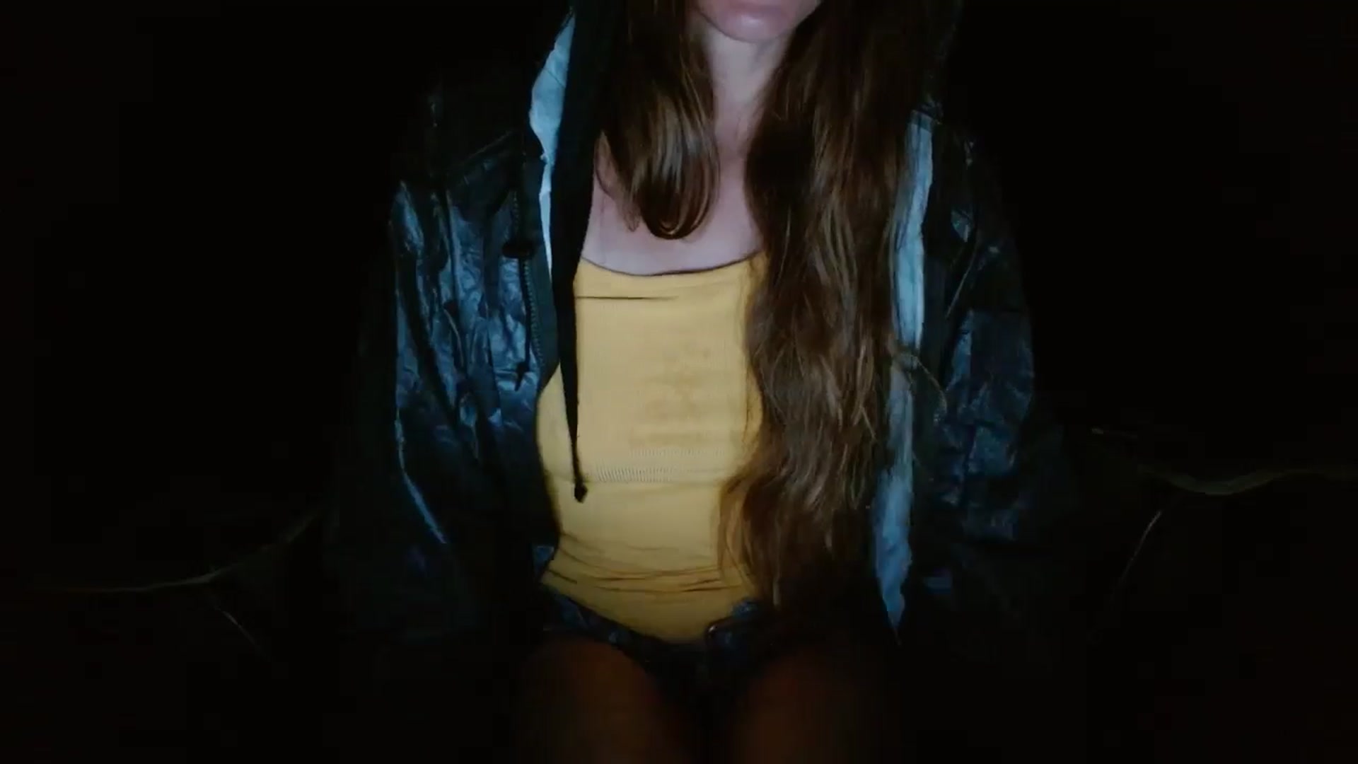 Gallery image thumbnail from GirlOffGrid's myfreecams stream on, 09/16/2024, 03:48 image 12 of 20