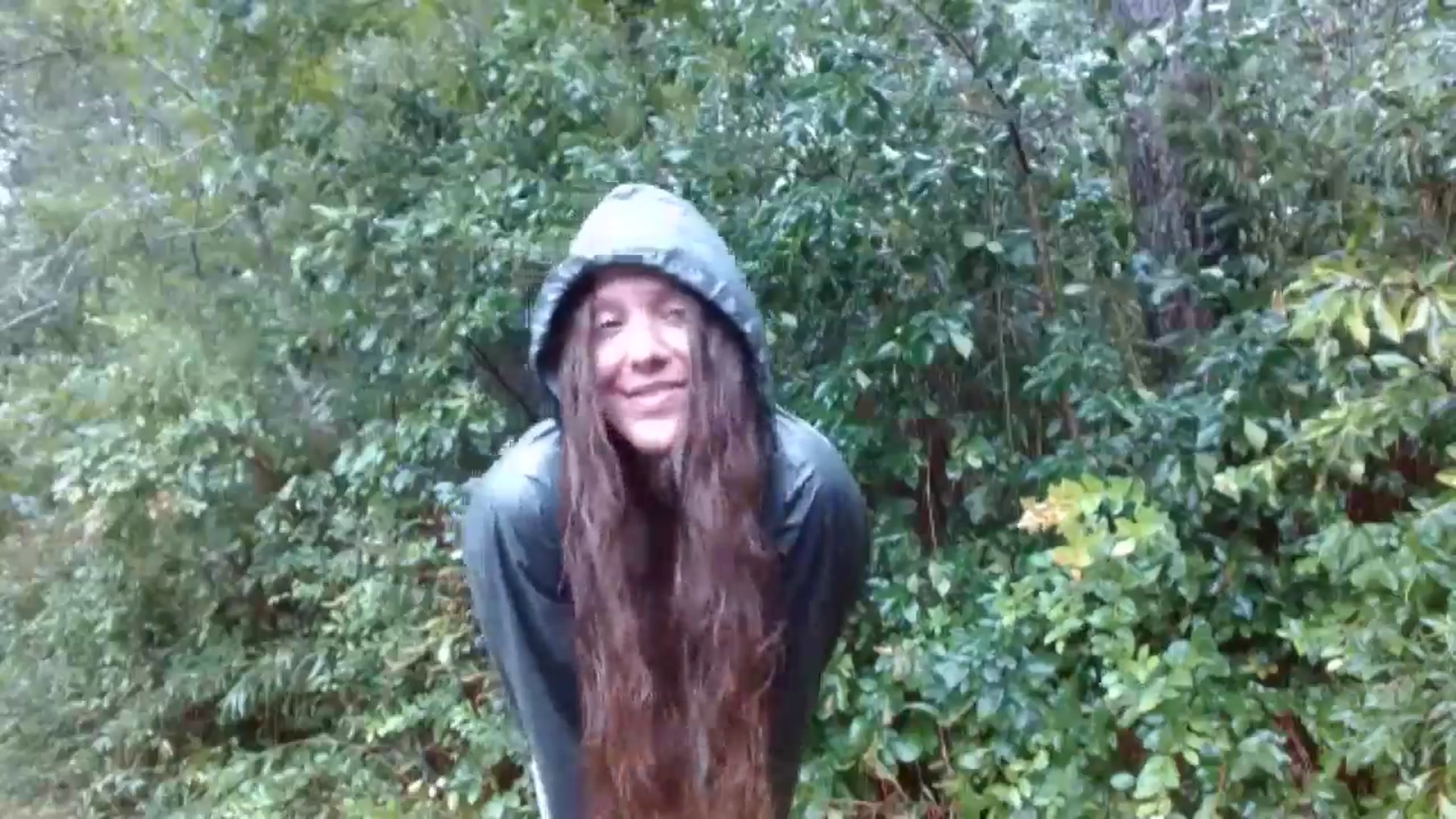 Gallery image thumbnail from GirlOffGrid's myfreecams stream on, 09/17/2024, 04:09 image 16 of 20