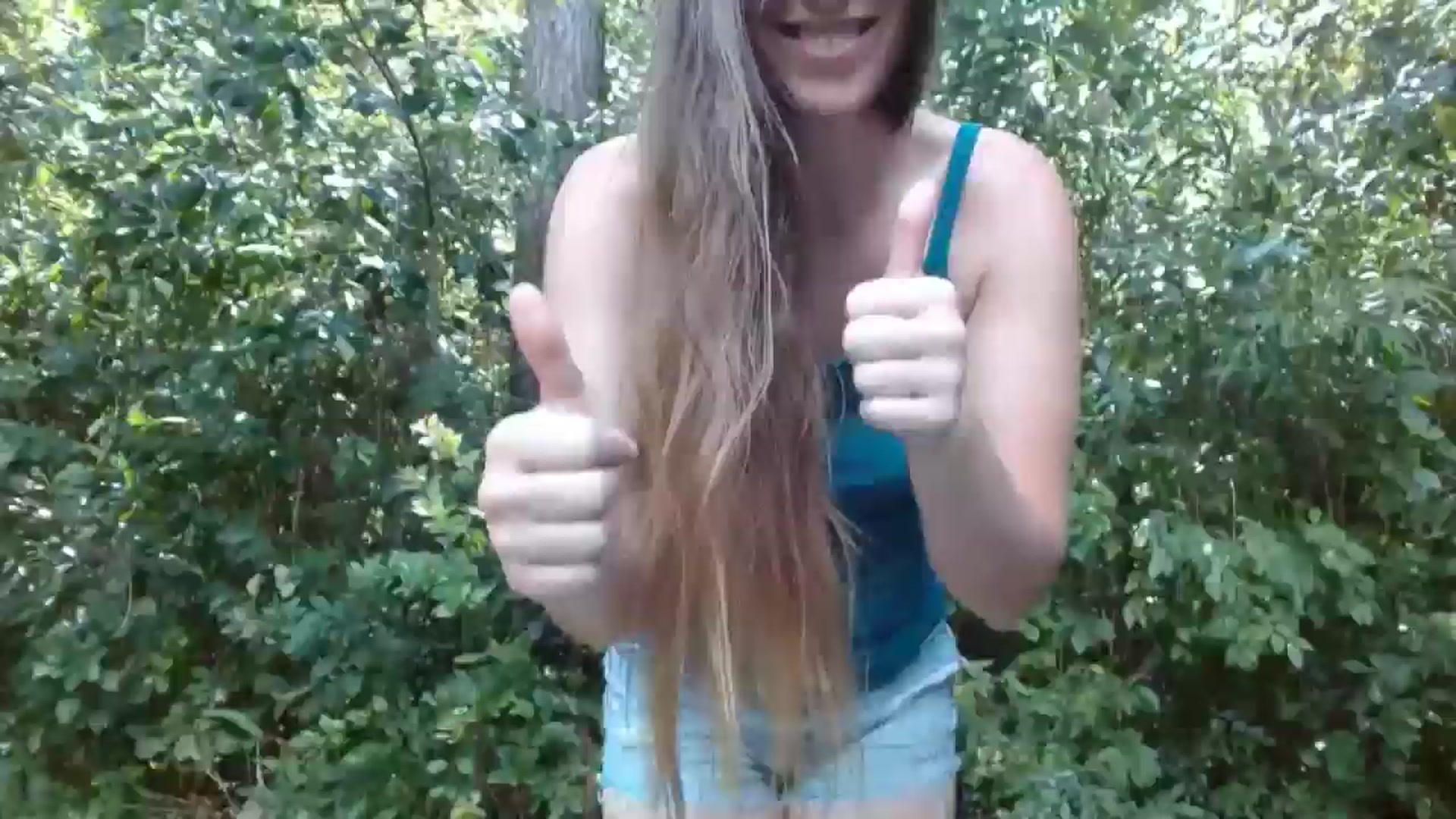 Gallery image thumbnail from GirlOffGrid's myfreecams stream on, 09/19/2024, 18:44 image 3 of 20