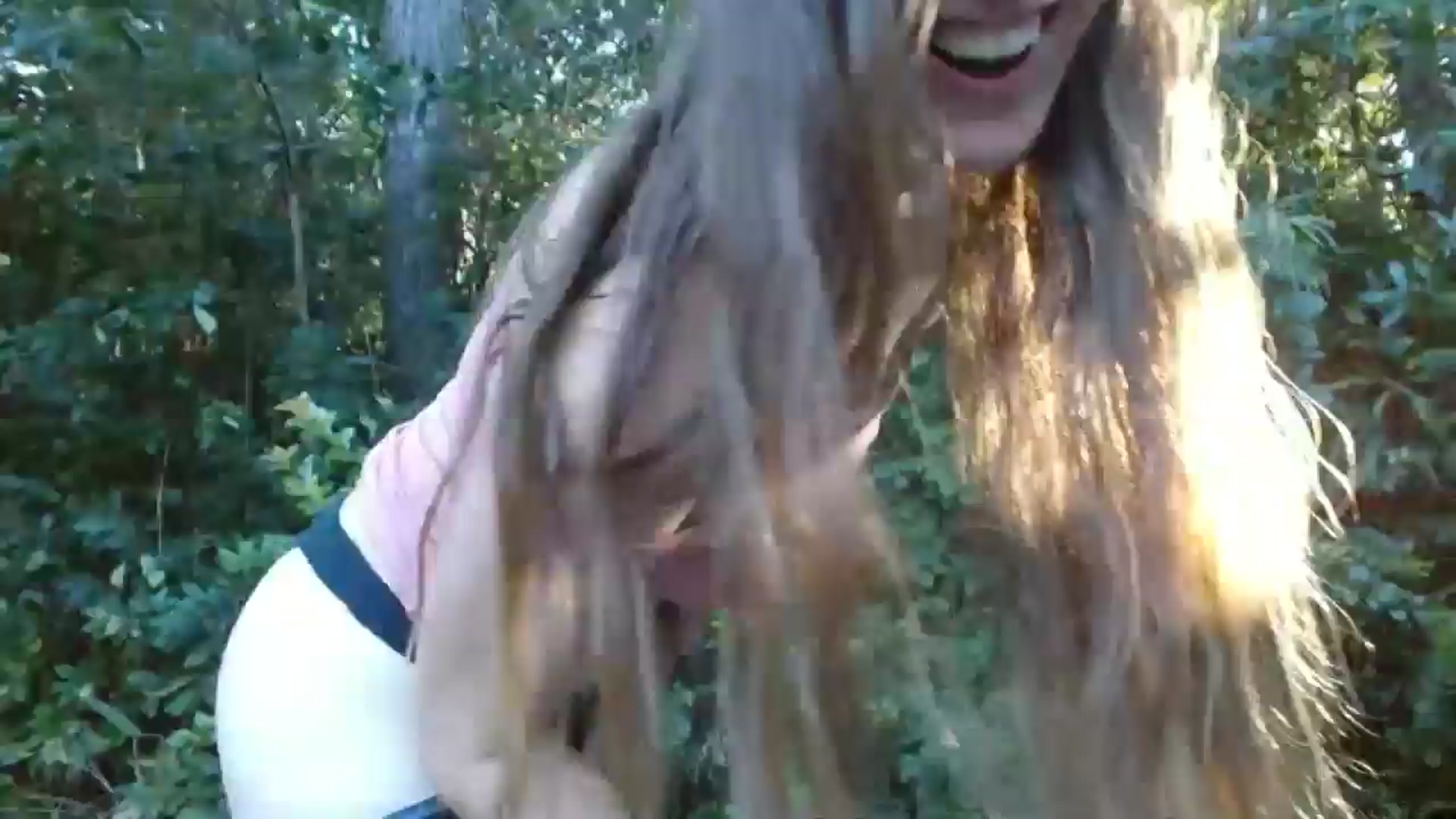 Gallery image thumbnail from GirlOffGrid's myfreecams stream on, 09/21/2024, 22:22 image 13 of 20