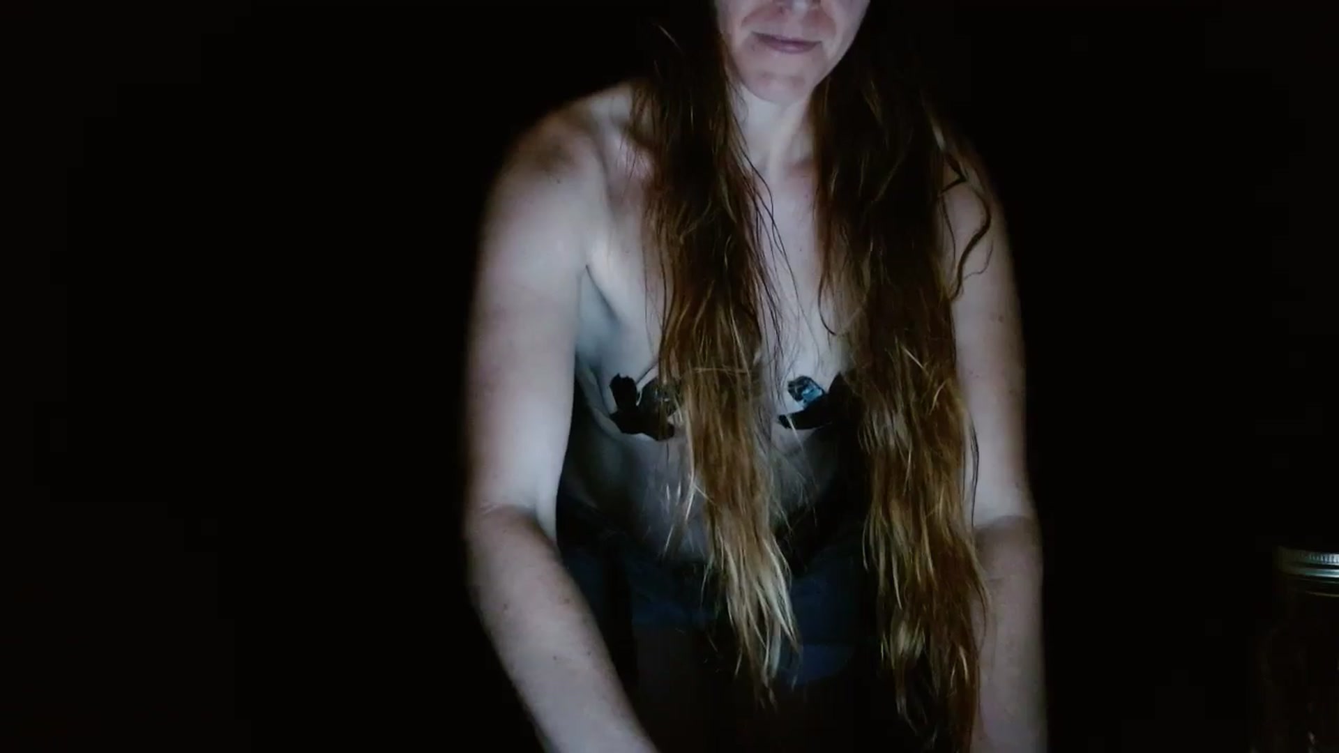 Gallery image thumbnail from GirlOffGrid's myfreecams stream on, 09/22/2024, 02:24 image 17 of 20