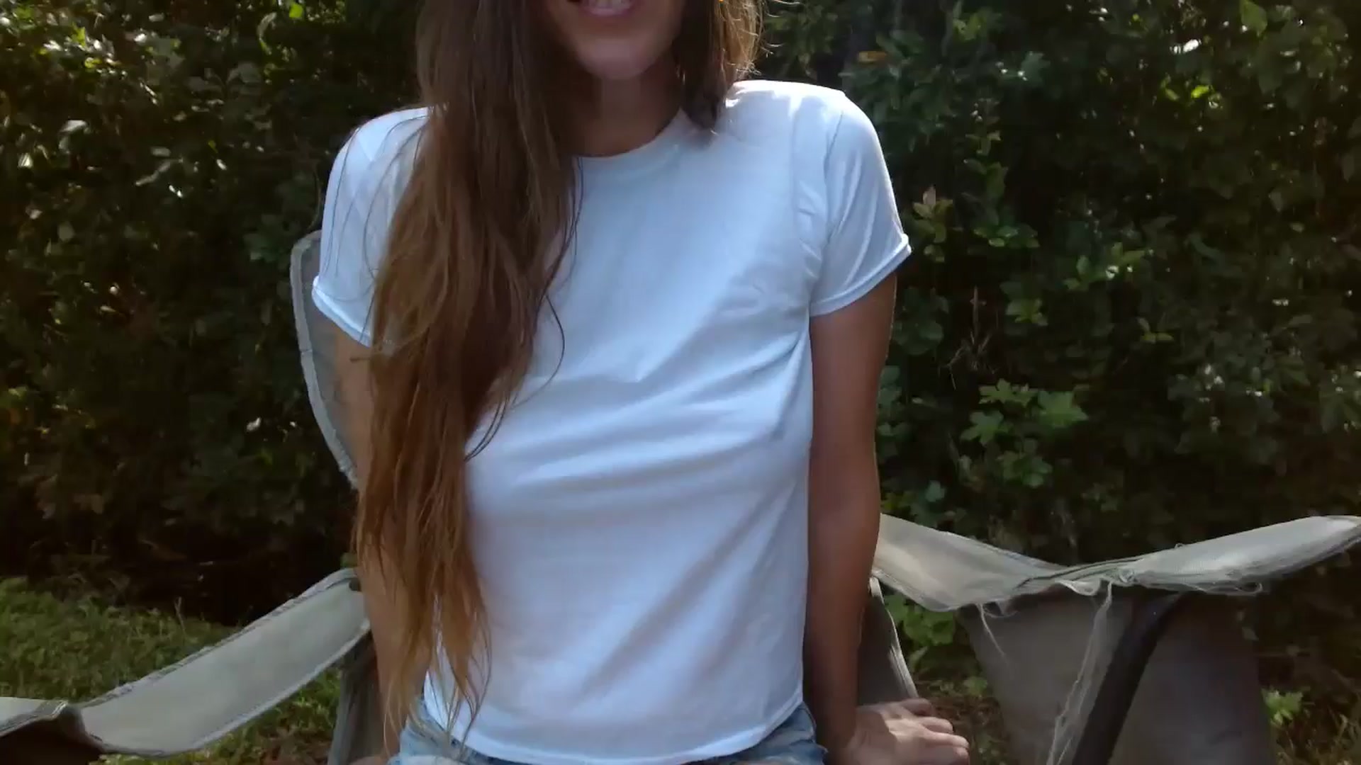 Gallery image thumbnail from GirlOffGrid's myfreecams stream on, 09/22/2024, 20:53 image 1 of 20