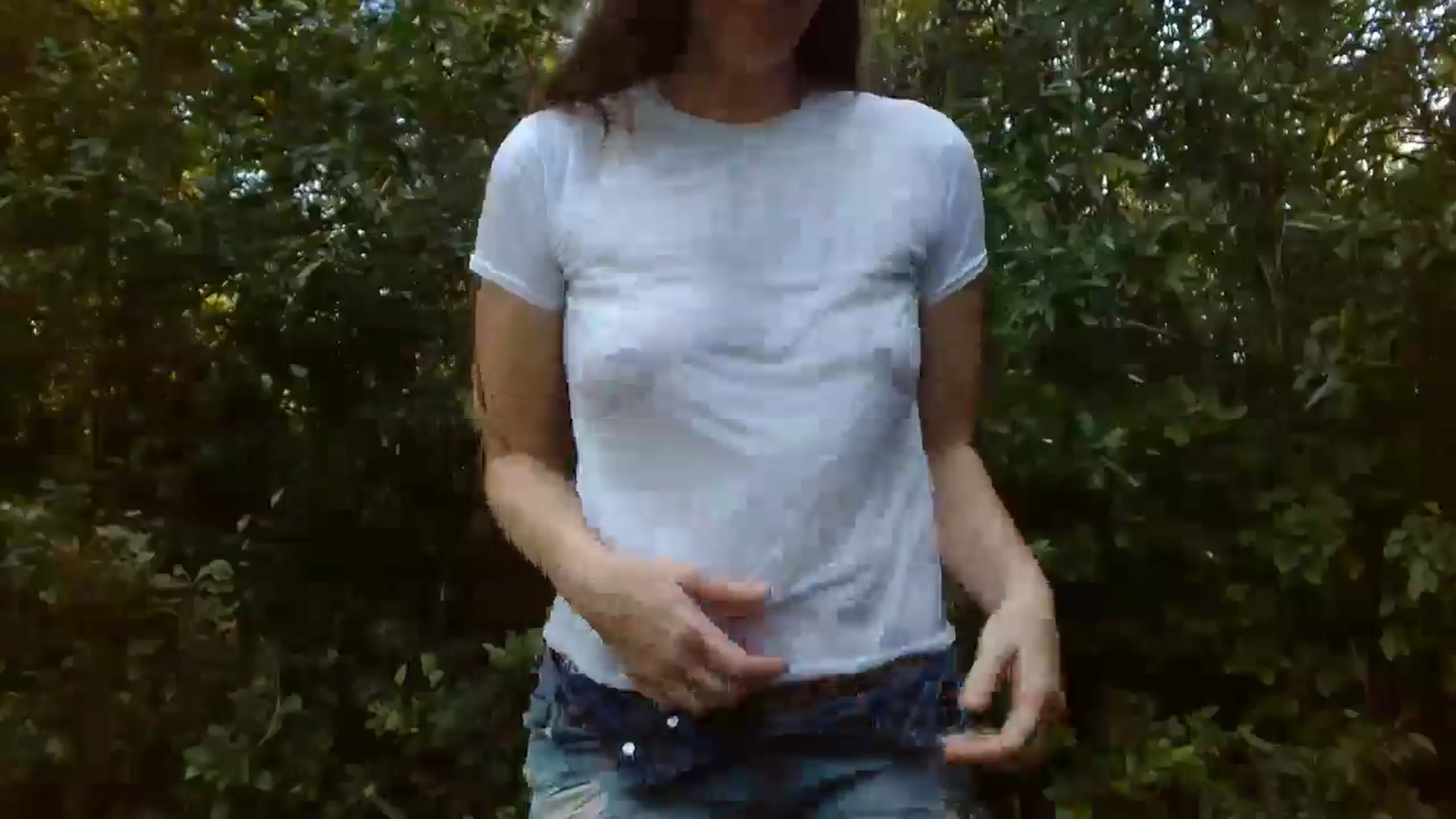 Gallery image thumbnail from GirlOffGrid's myfreecams stream on, 09/22/2024, 20:53 image 18 of 20