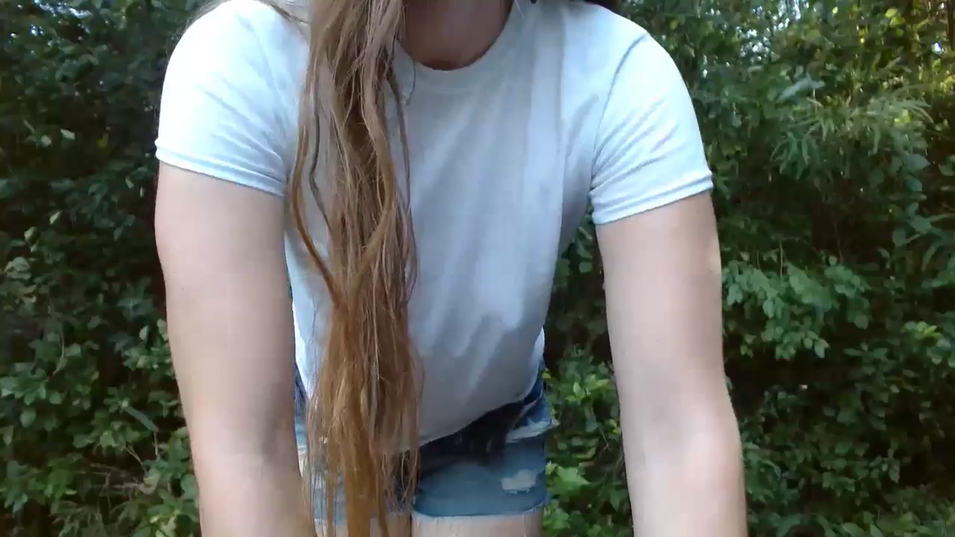Gallery image thumbnail from GirlOffGrid's myfreecams stream on, 09/22/2024, 21:49 image 16 of 20