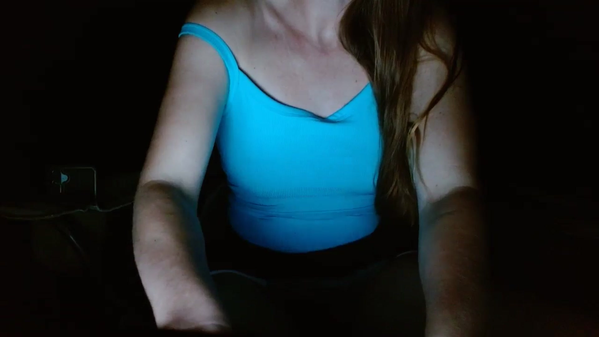 Gallery image thumbnail from GirlOffGrid's myfreecams stream on, 09/23/2024, 04:00 image 12 of 20
