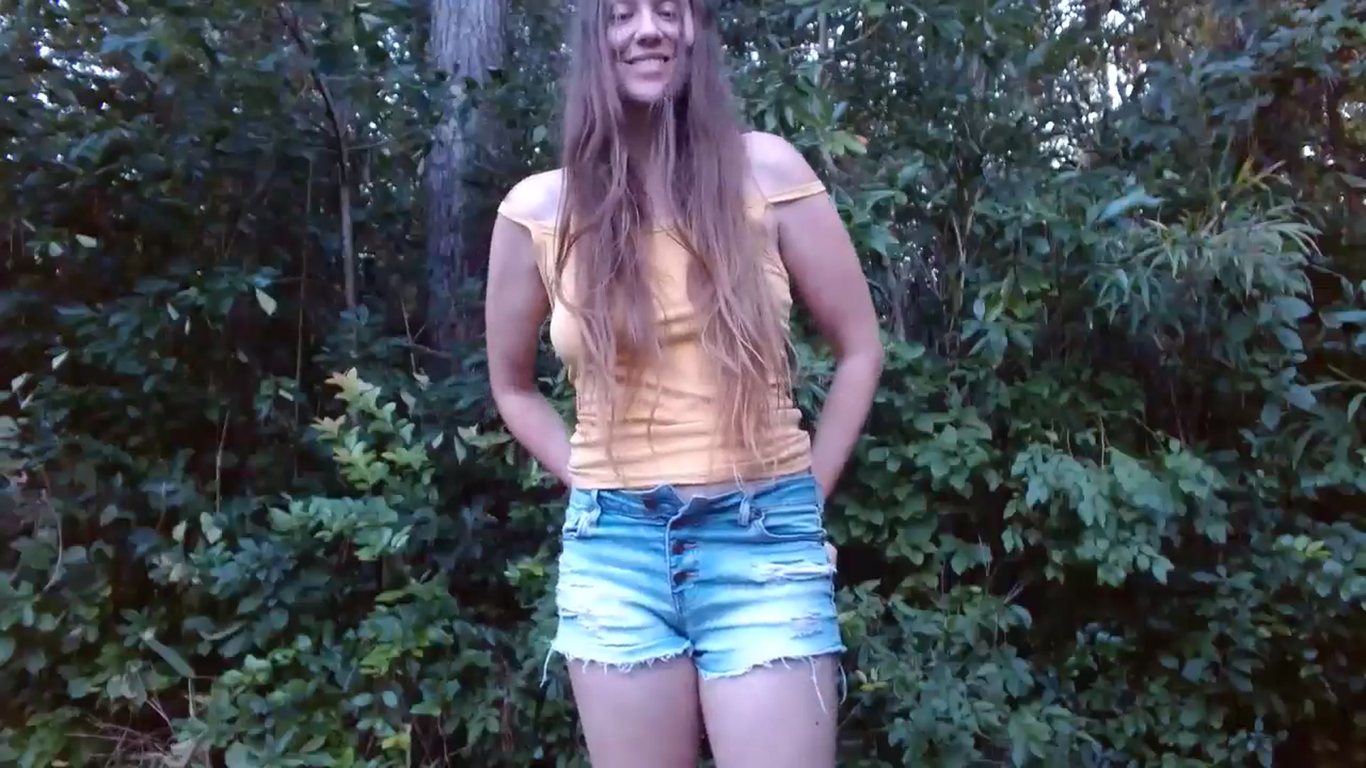 Gallery image thumbnail from GirlOffGrid's myfreecams stream on, 09/23/2024, 22:52 image 18 of 20
