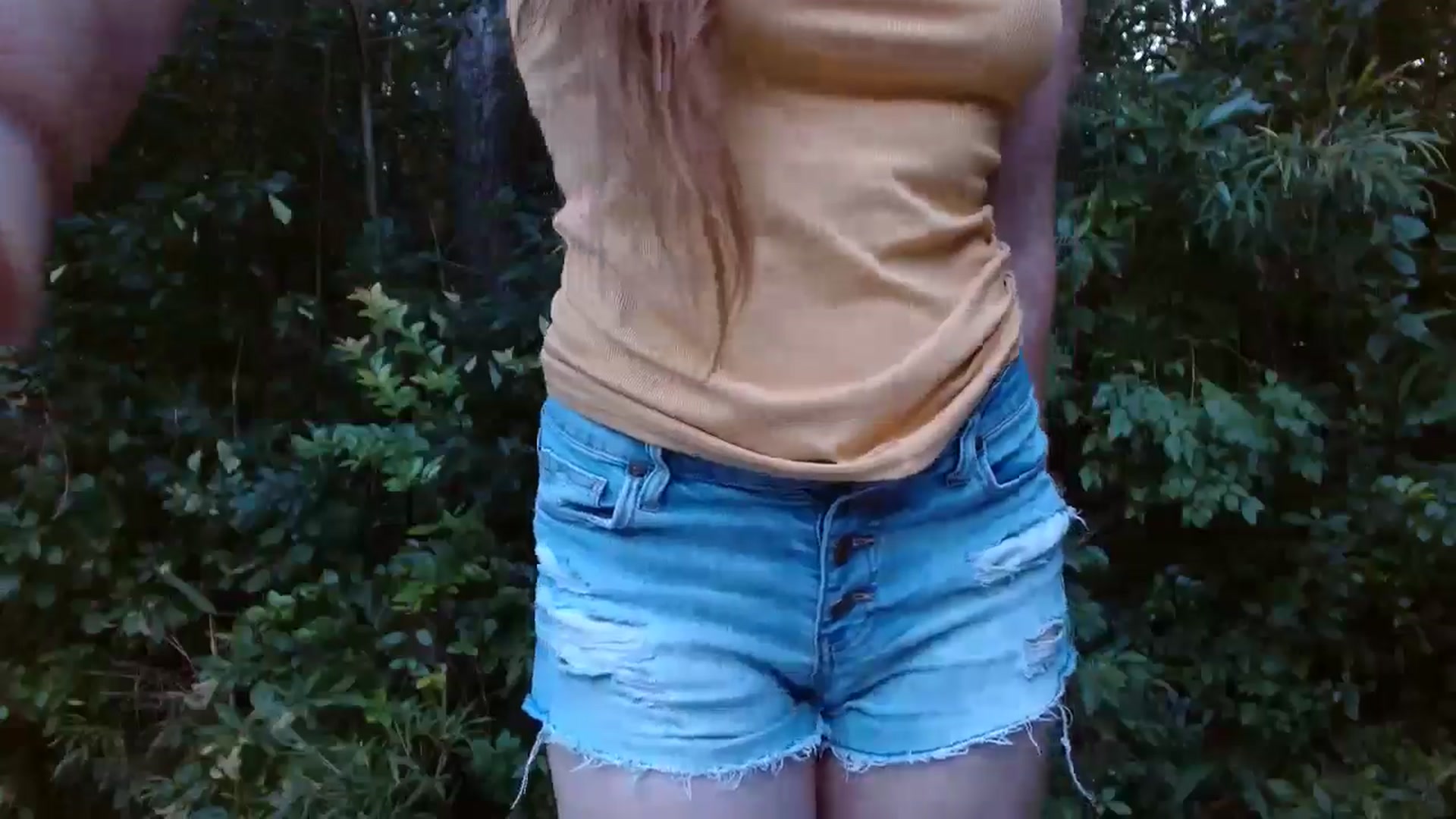 Gallery image thumbnail from GirlOffGrid's myfreecams stream on, 09/23/2024, 22:52 image 15 of 20