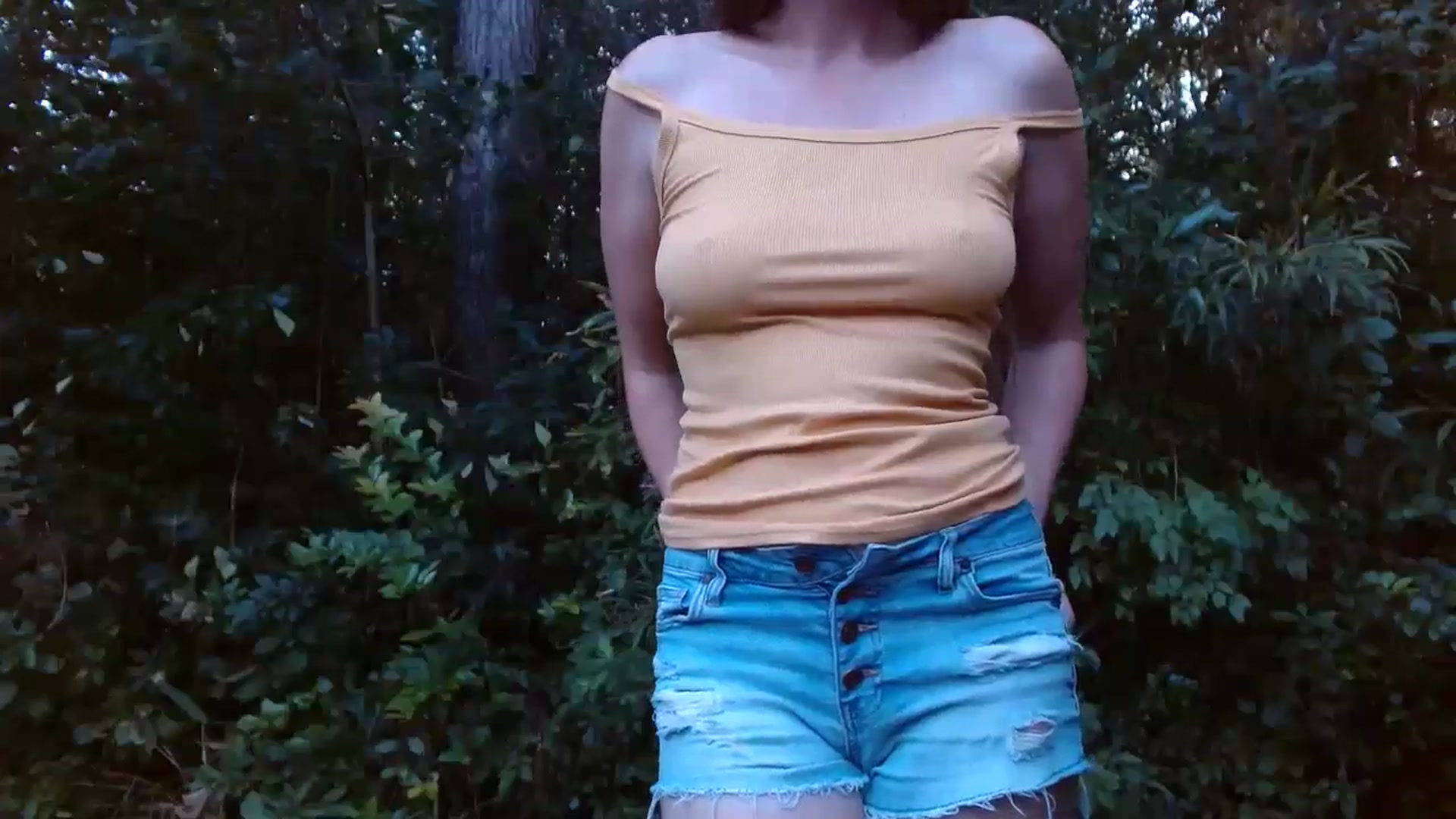 Gallery image thumbnail from GirlOffGrid's myfreecams stream on, 09/23/2024, 22:52 image 16 of 20