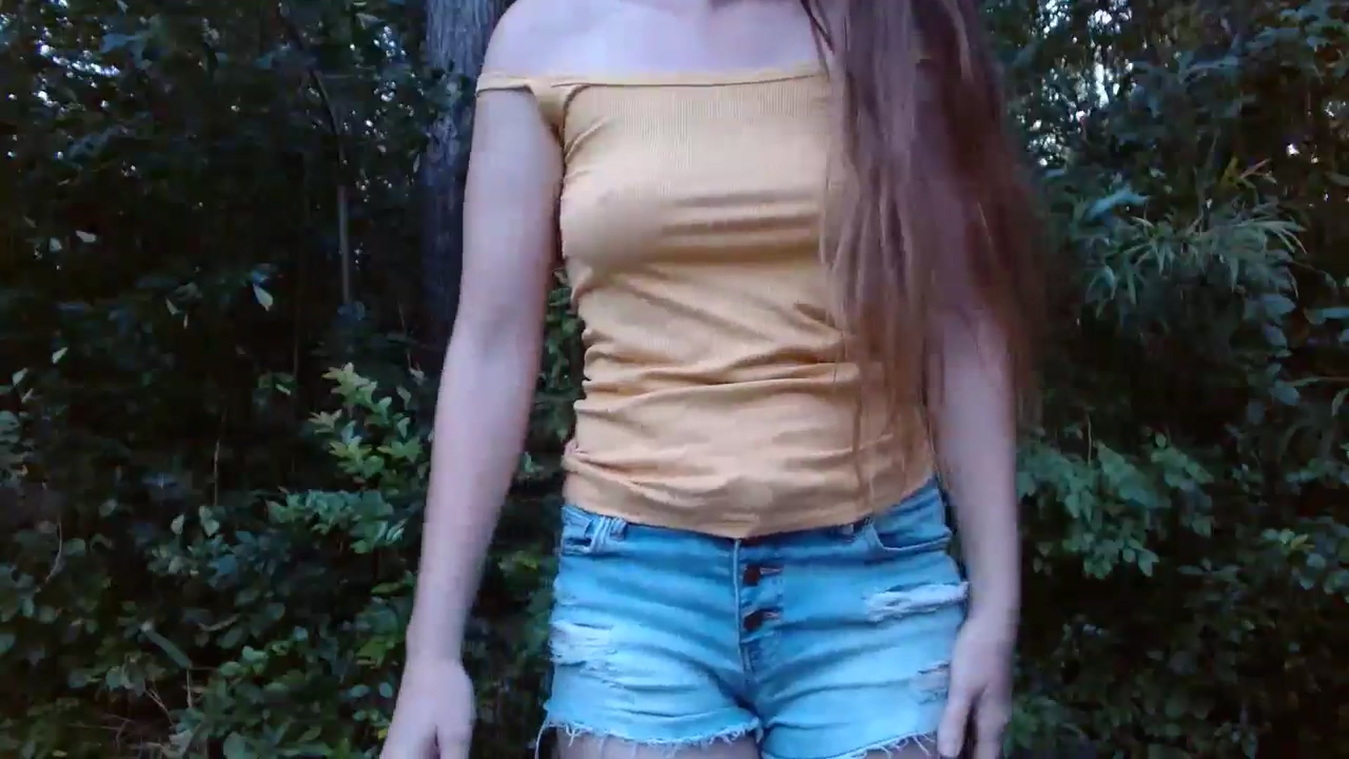 Gallery image thumbnail from GirlOffGrid's myfreecams stream on, 09/23/2024, 23:31 image 2 of 20