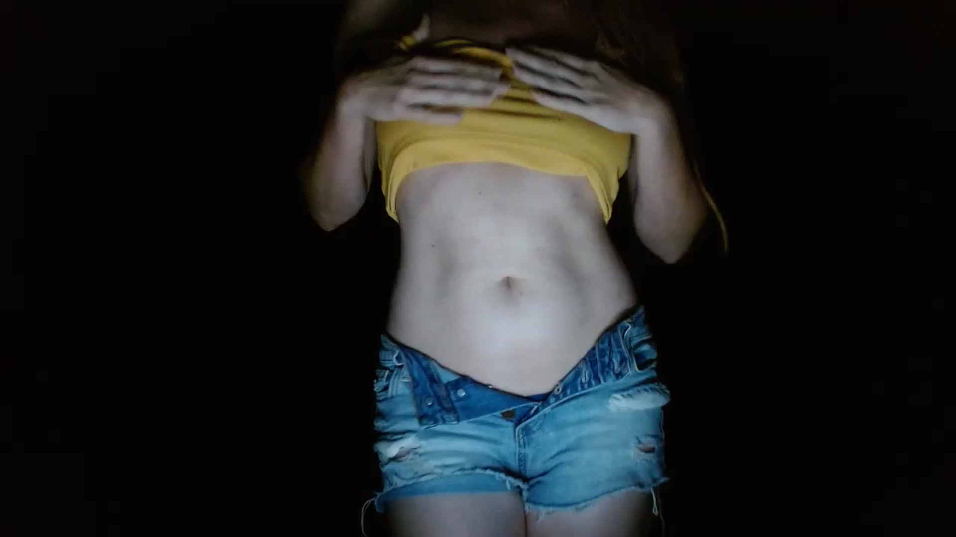Gallery image thumbnail from GirlOffGrid's myfreecams stream on, 09/24/2024, 24:31 image 14 of 20