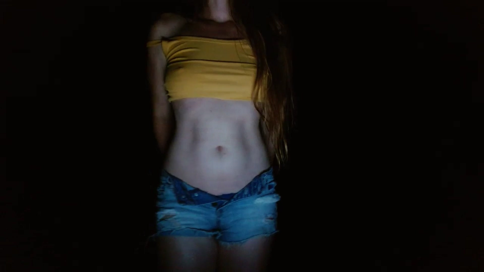 Gallery image thumbnail from GirlOffGrid's myfreecams stream on, 09/24/2024, 24:31 image 4 of 20