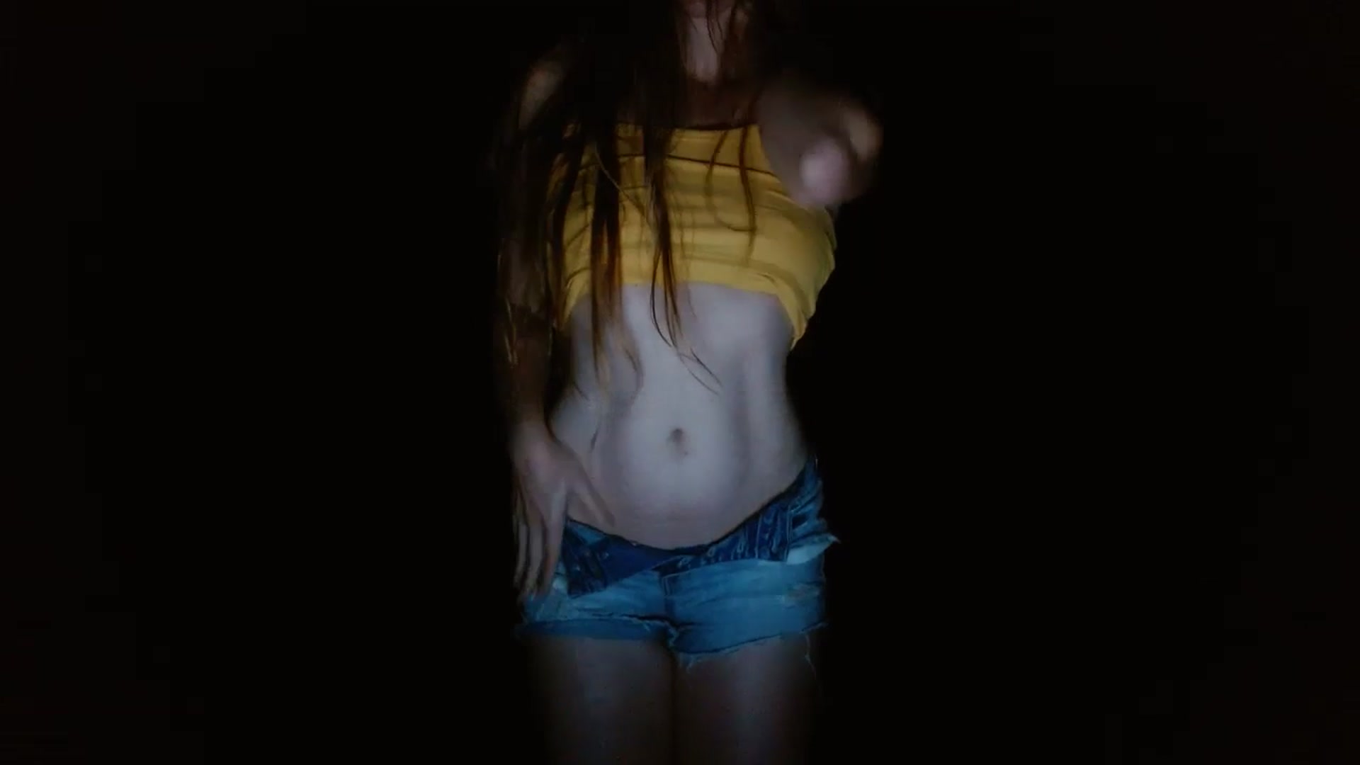 Gallery image thumbnail from GirlOffGrid's myfreecams stream on, 09/24/2024, 24:31 image 15 of 20