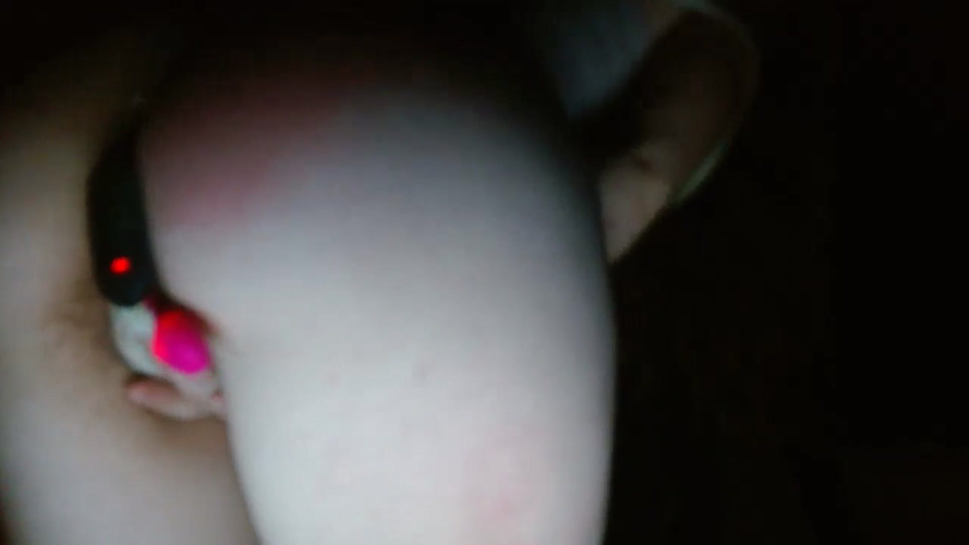 Gallery image thumbnail from GirlOffGrid's myfreecams stream on, 09/26/2024, 01:48 image 2 of 20