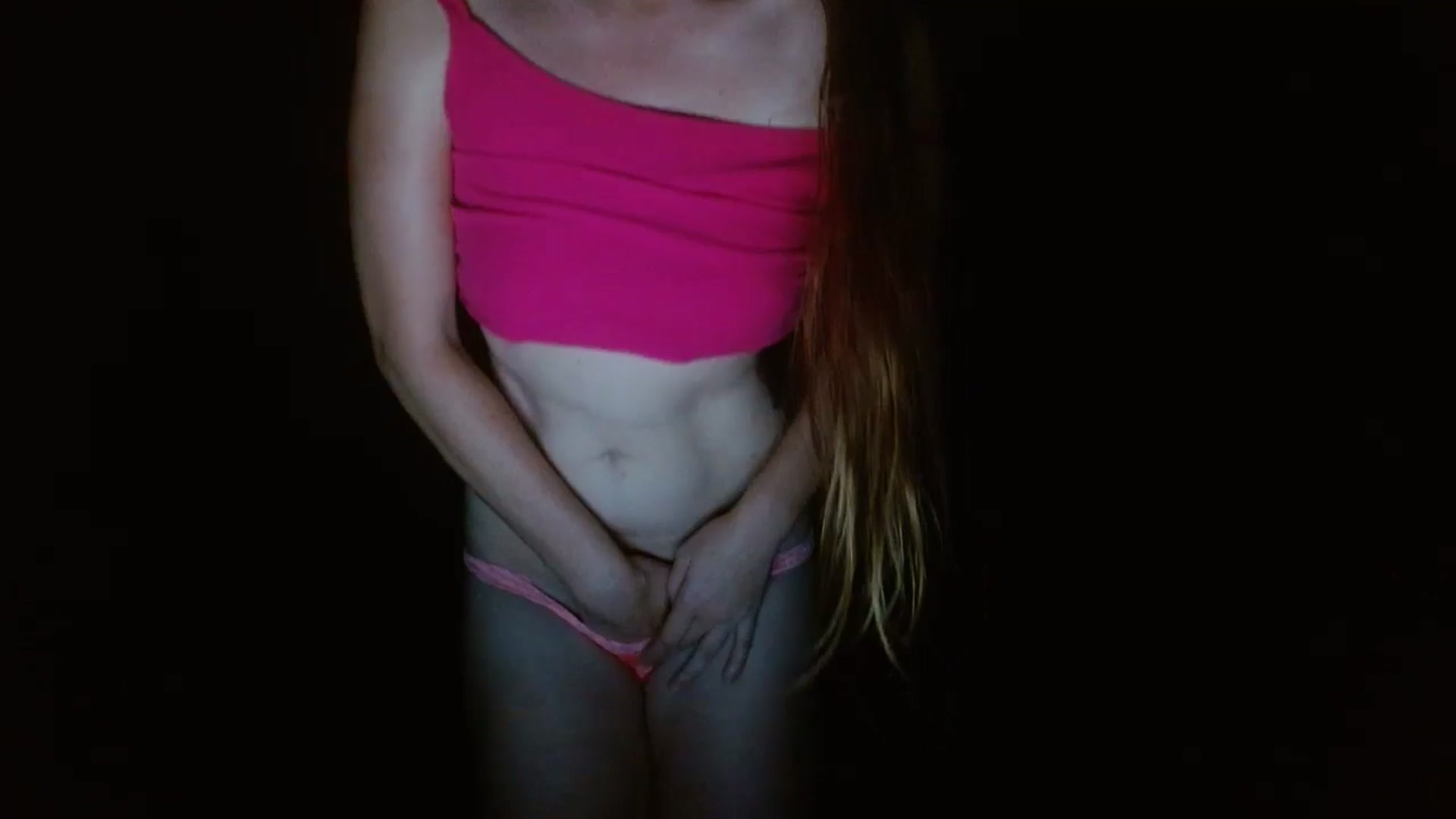 Gallery image thumbnail from GirlOffGrid's myfreecams stream on, 09/28/2024, 03:56 image 10 of 20