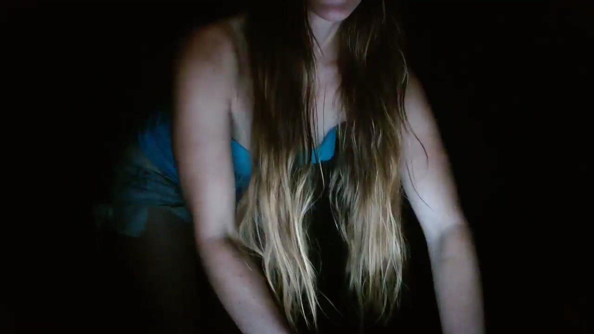 Gallery image thumbnail from GirlOffGrid's myfreecams stream on, 09/30/2024, 01:48 image 8 of 20