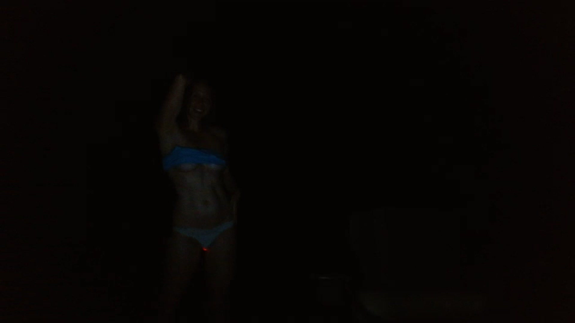 Gallery image thumbnail from GirlOffGrid's myfreecams stream on, 09/30/2024, 03:30 image 1 of 20
