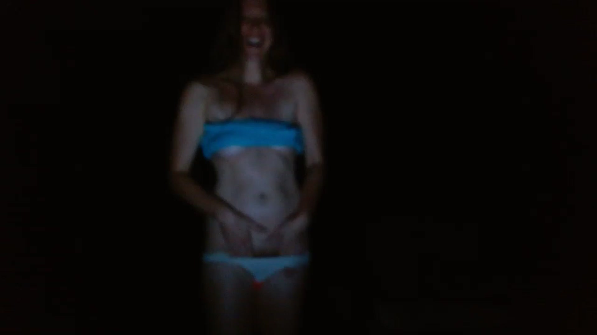 Gallery image thumbnail from GirlOffGrid's myfreecams stream on, 09/30/2024, 03:30 image 10 of 20