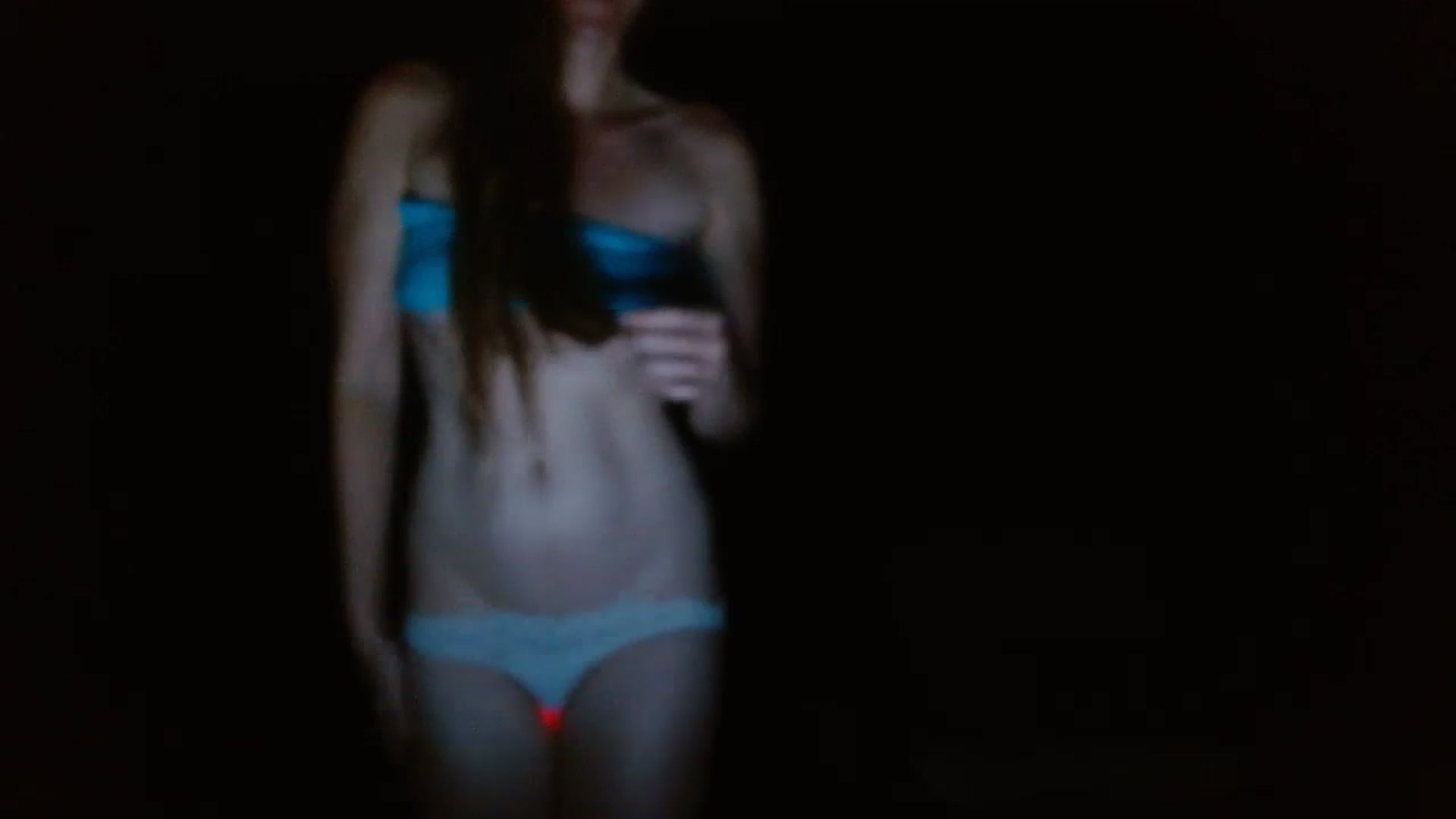 Gallery image thumbnail from GirlOffGrid's myfreecams stream on, 09/30/2024, 03:30 image 15 of 20
