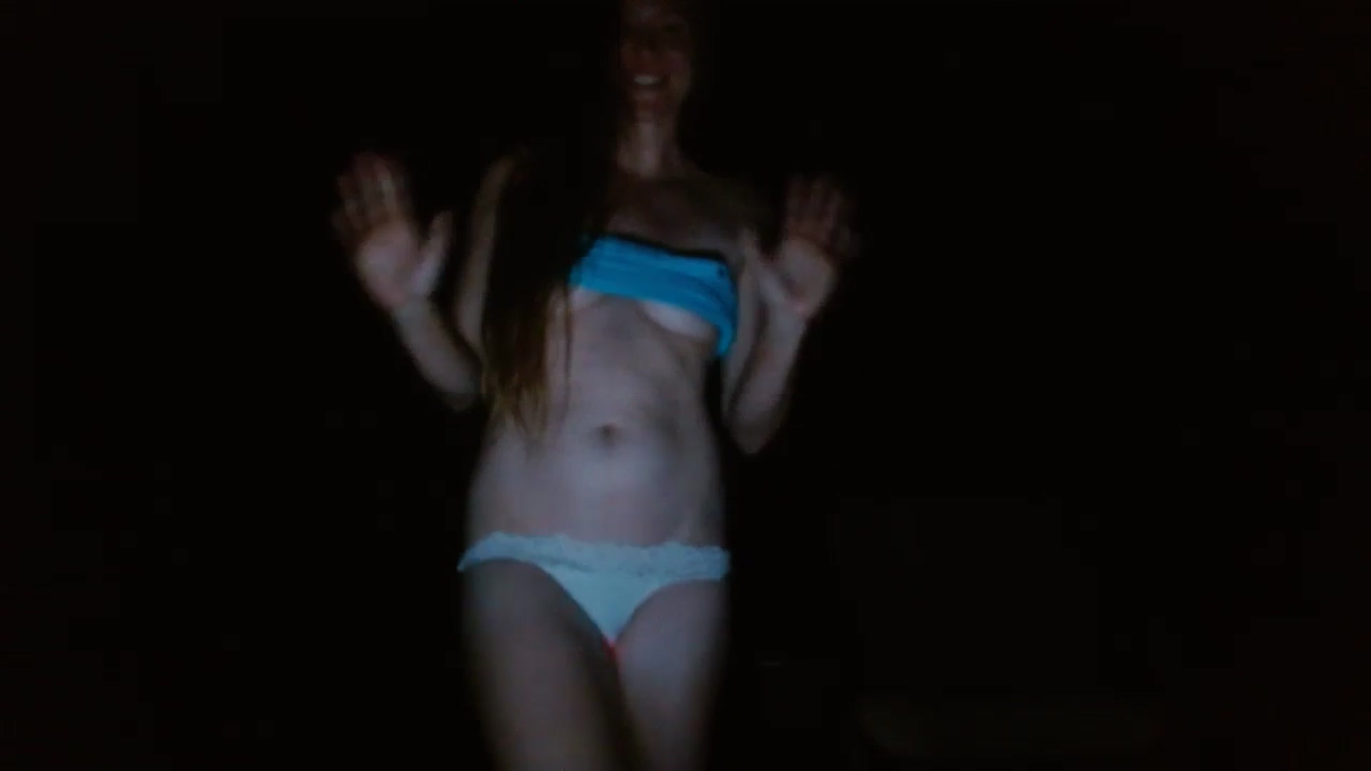 Gallery image thumbnail from GirlOffGrid's myfreecams stream on, 09/30/2024, 03:30 image 3 of 20