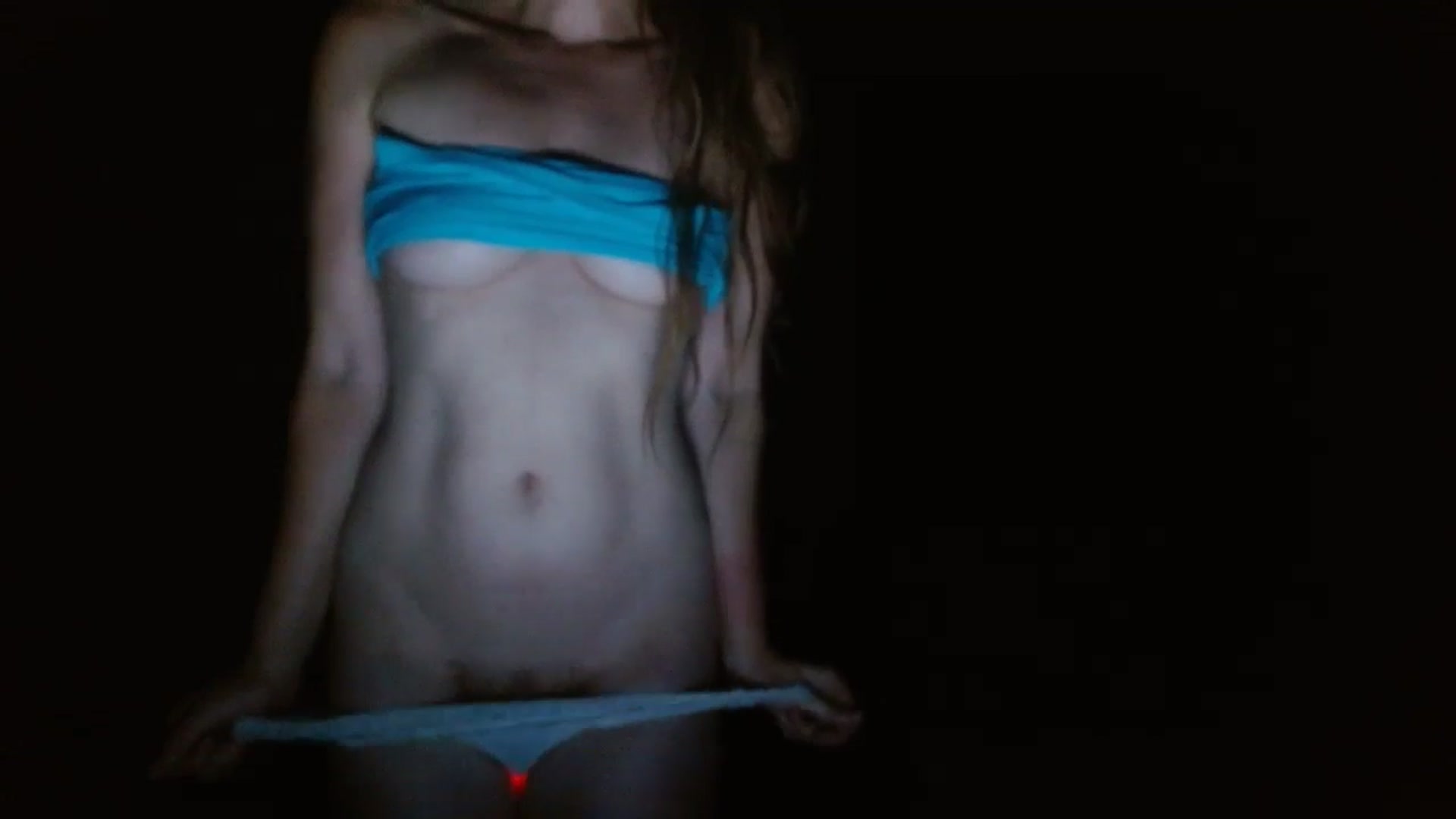 Gallery image thumbnail from GirlOffGrid's myfreecams stream on, 09/30/2024, 03:30 image 5 of 20