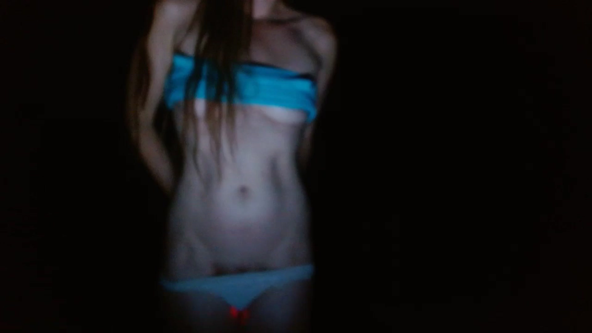 Gallery image thumbnail from GirlOffGrid's myfreecams stream on, 09/30/2024, 03:30 image 7 of 20