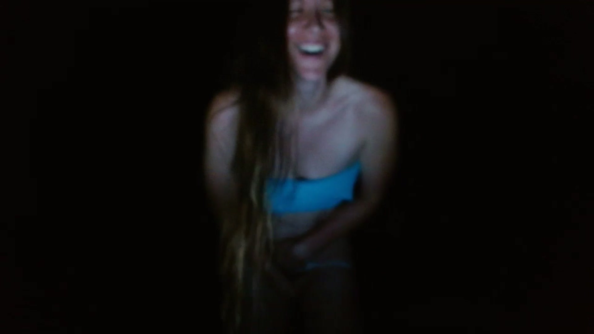 Gallery image thumbnail from GirlOffGrid's myfreecams stream on, 09/30/2024, 03:30 image 8 of 20