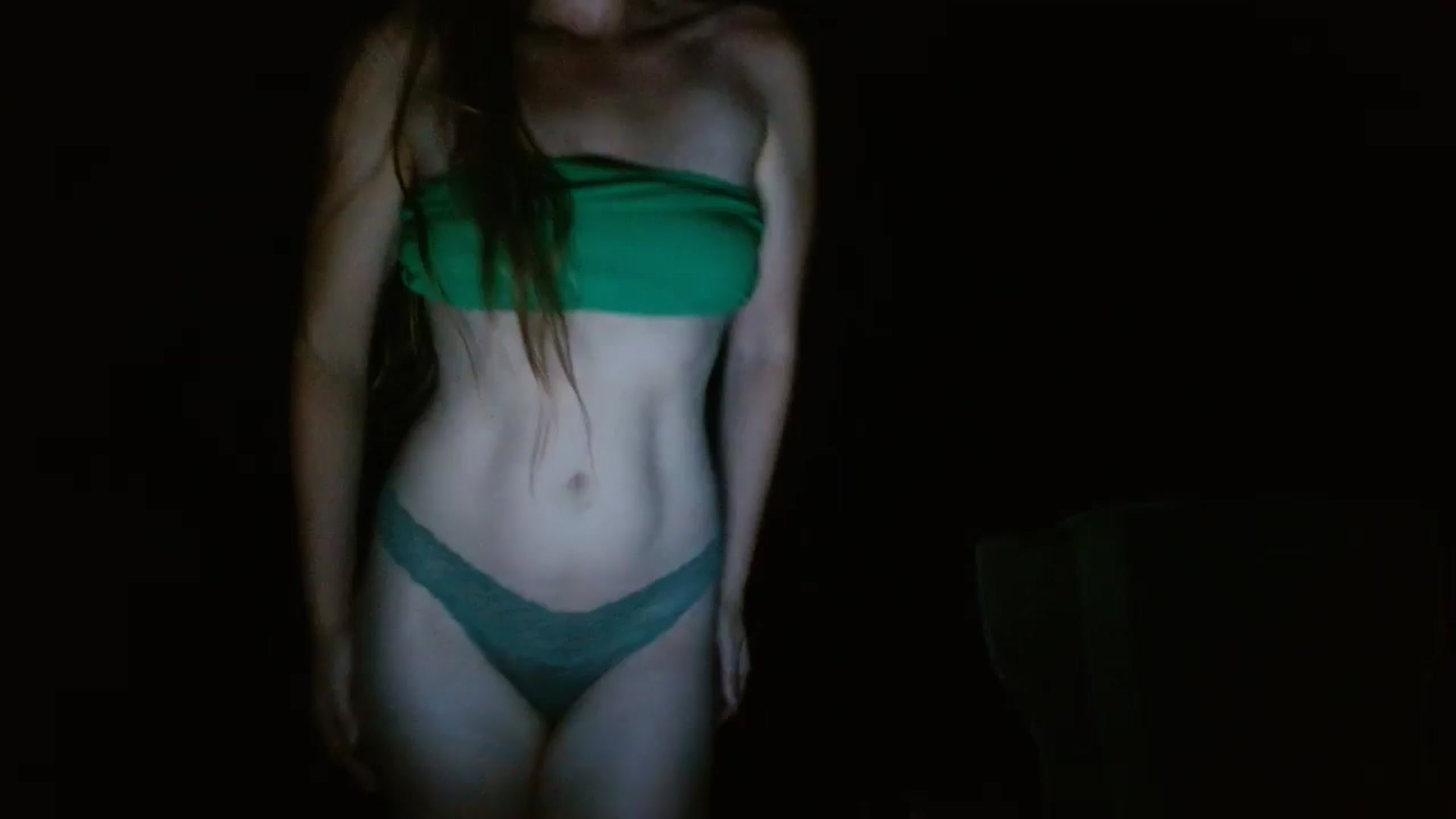 Gallery image thumbnail from GirlOffGrid's myfreecams stream on, 10/01/2024, 02:57 image 15 of 20