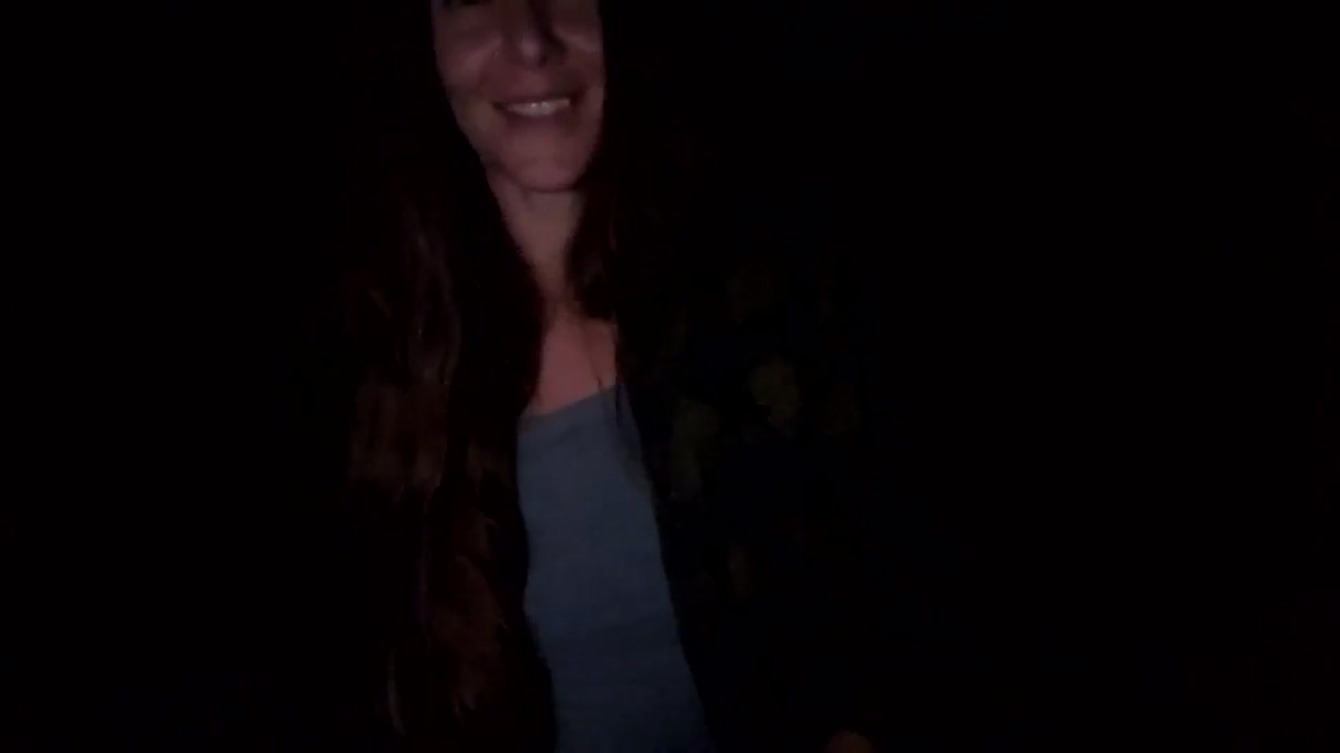 Gallery image thumbnail from GirlOffGrid's myfreecams stream on, 06/04/2025, 01:42 image 15 of 20