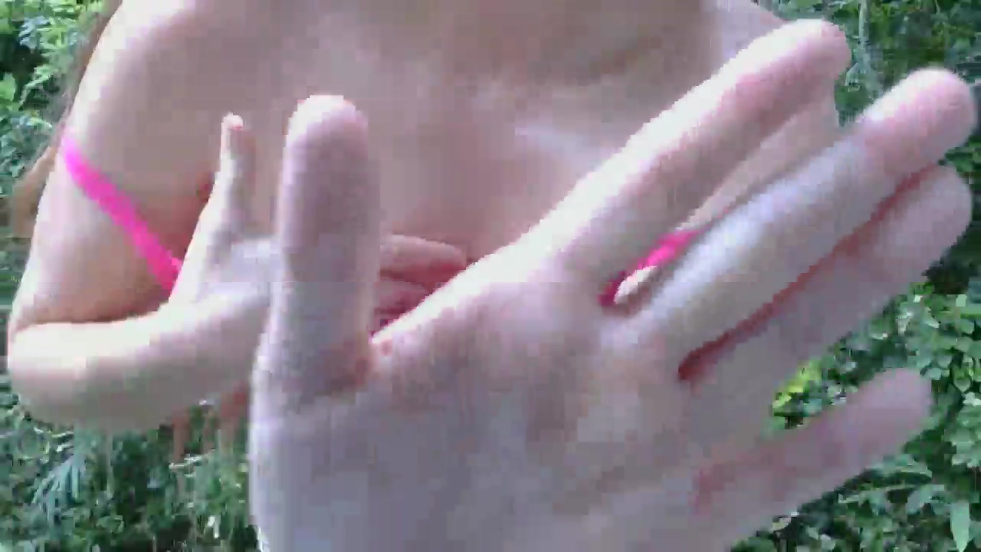 Gallery image thumbnail from GirlOffGrid's myfreecams stream on, 08/01/2025, 17:51 image 7 of 20