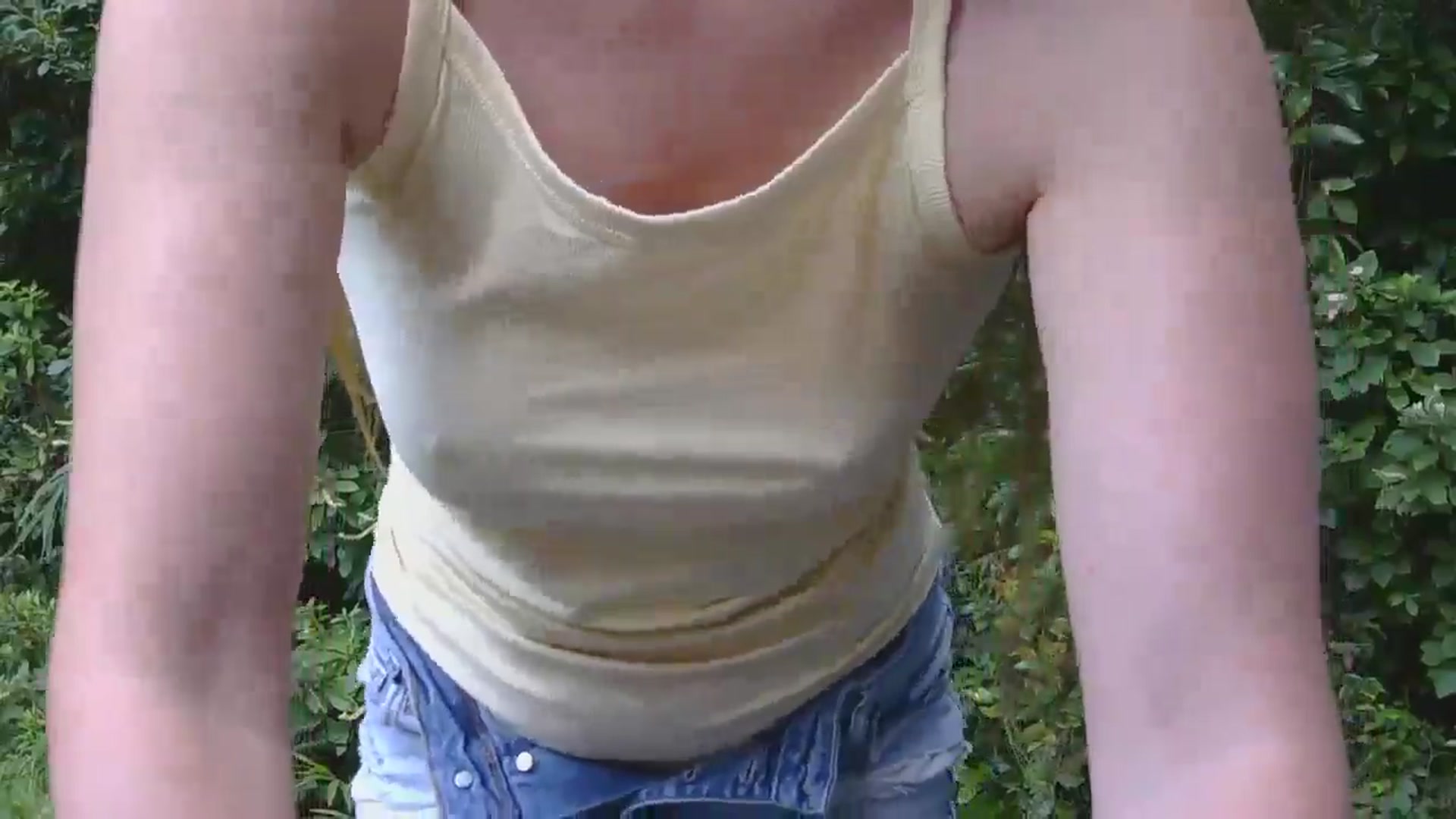 Gallery image thumbnail from GirlOffGrid's myfreecams stream on, 08/03/2025, 23:29 image 8 of 20